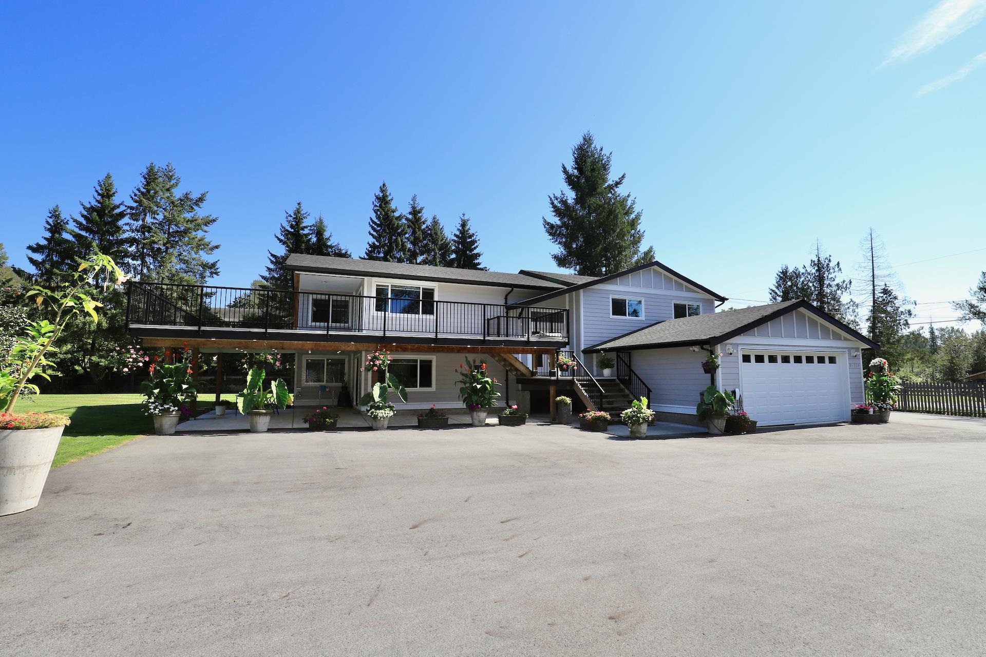 116 Avenue, Maple Ridge, BC V4R 1L8