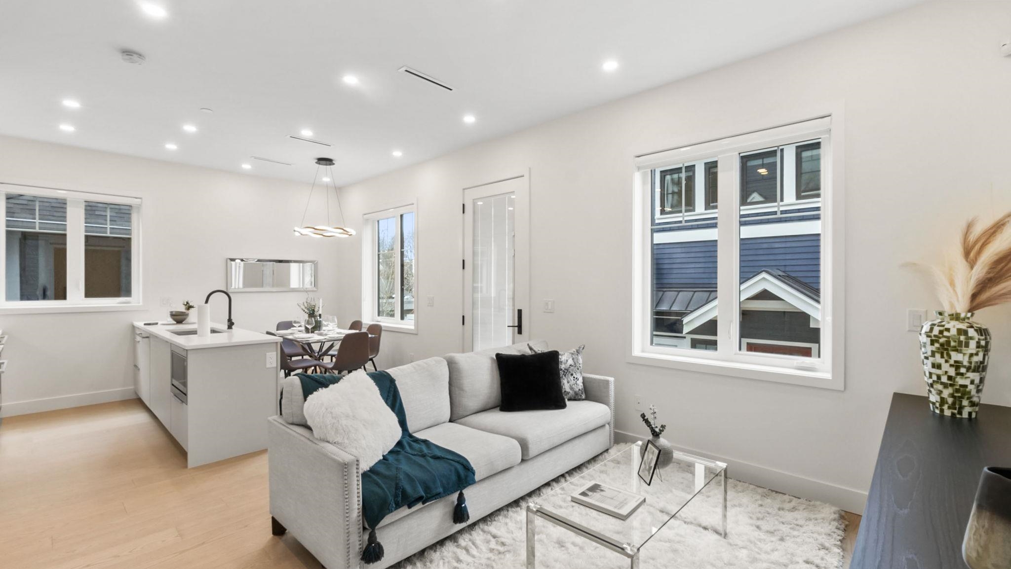 525 East 11th Avenue, Vancouver, BC V5T 2E1