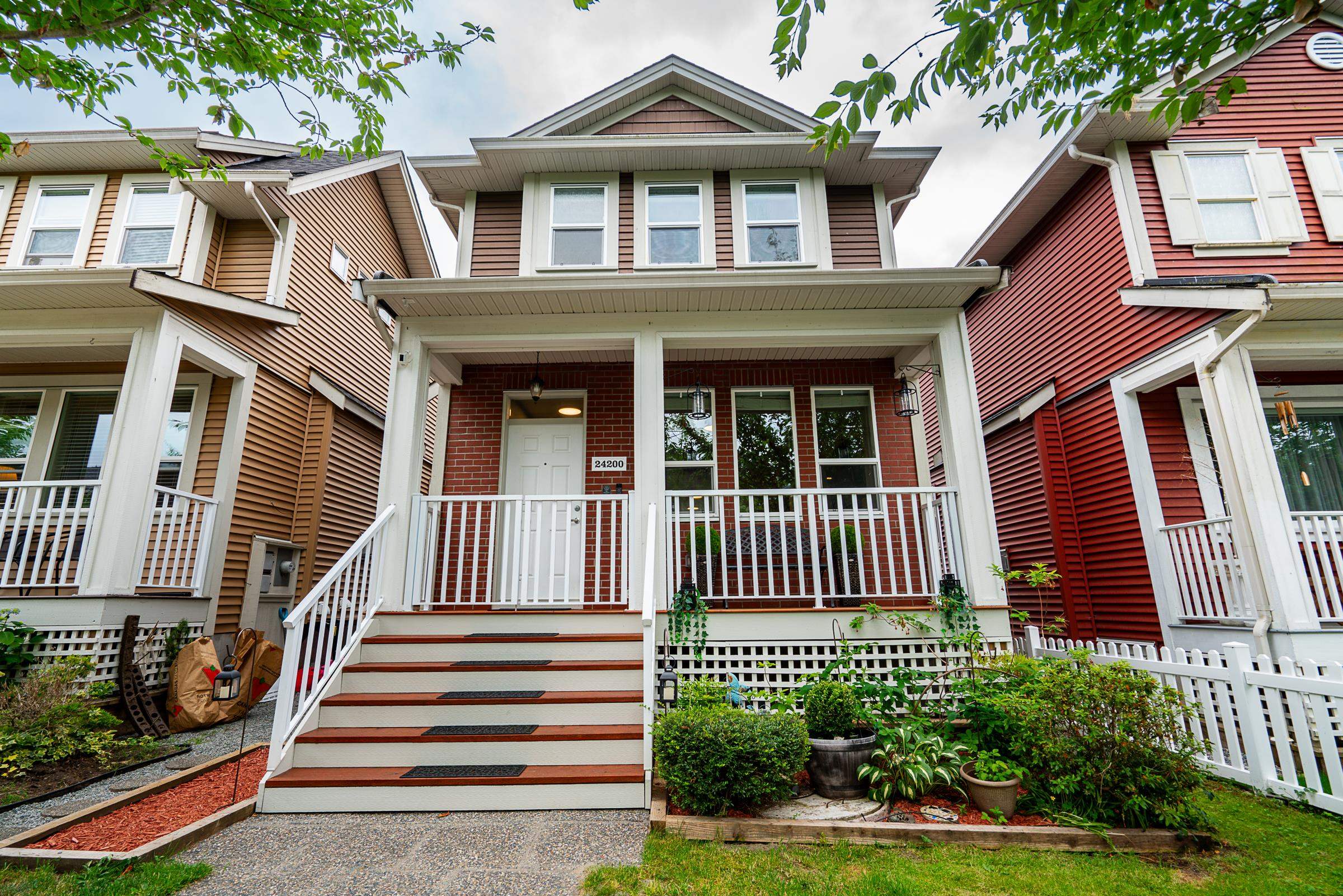 102a Avenue, Maple Ridge, BC V2W 2E4