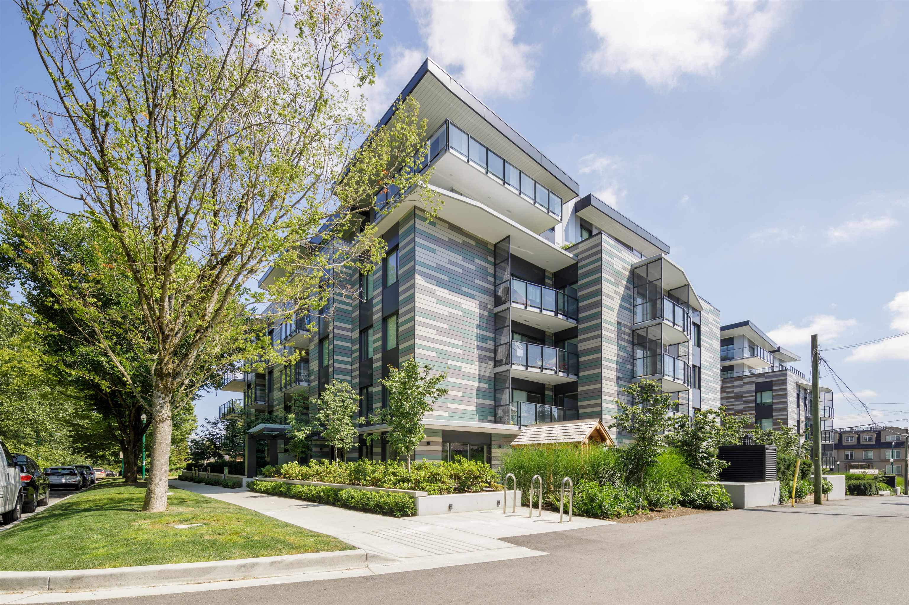 488 West 58th Avenue #205, Vancouver, BC V5X 1V5