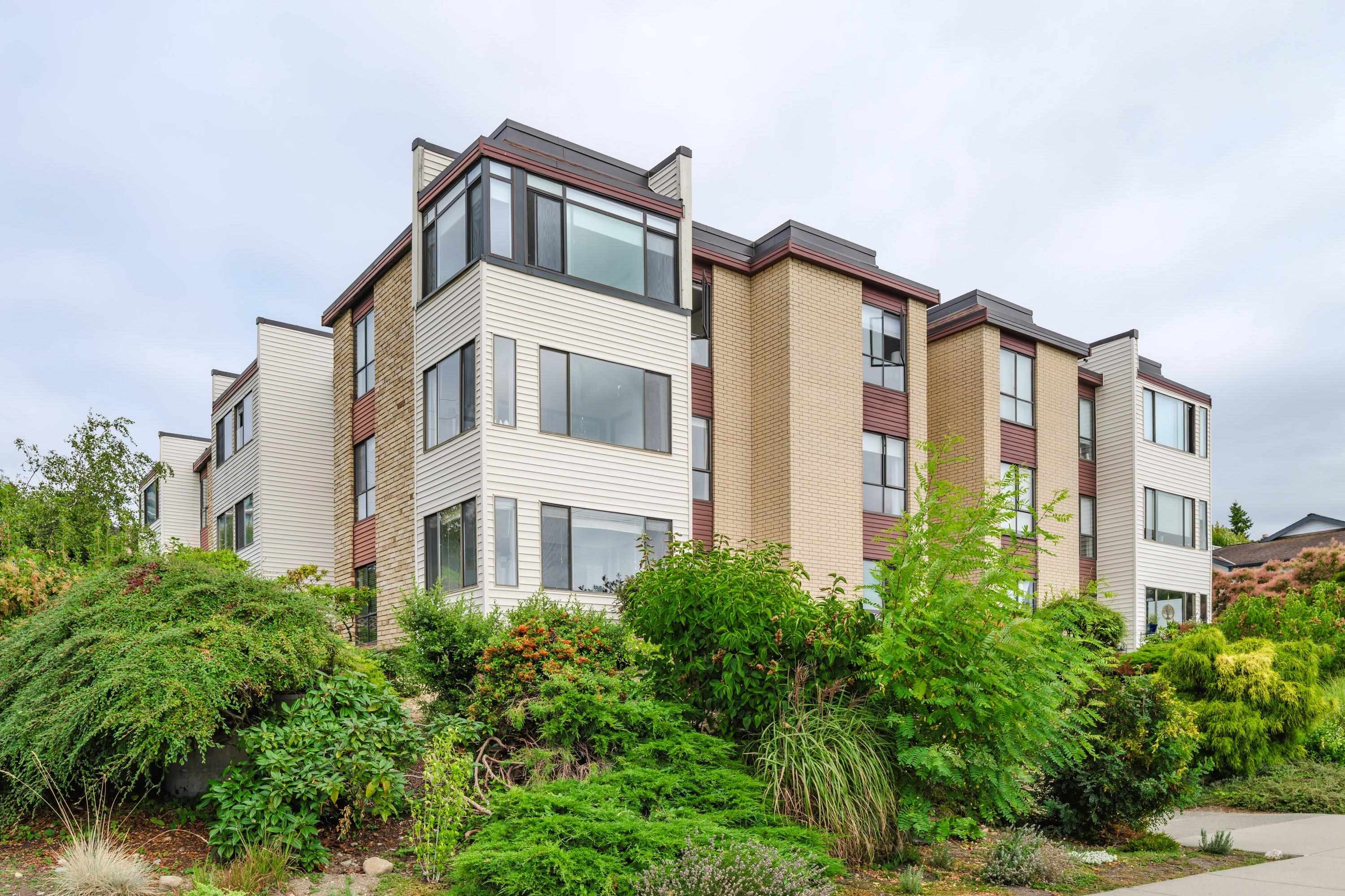 15265 Roper Avenue #201, White Rock, BC V4B 2E9