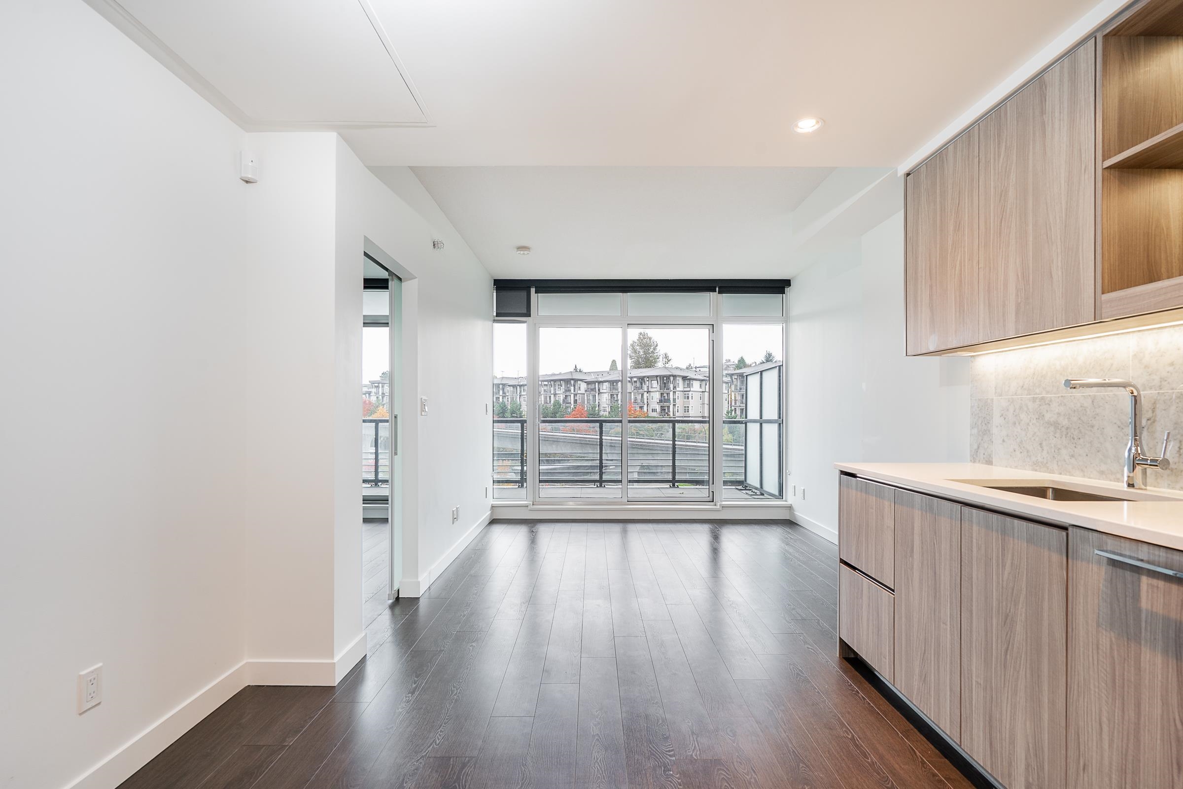 4730 Lougheed Hwy #306, Burnaby, BC V5C 0M9