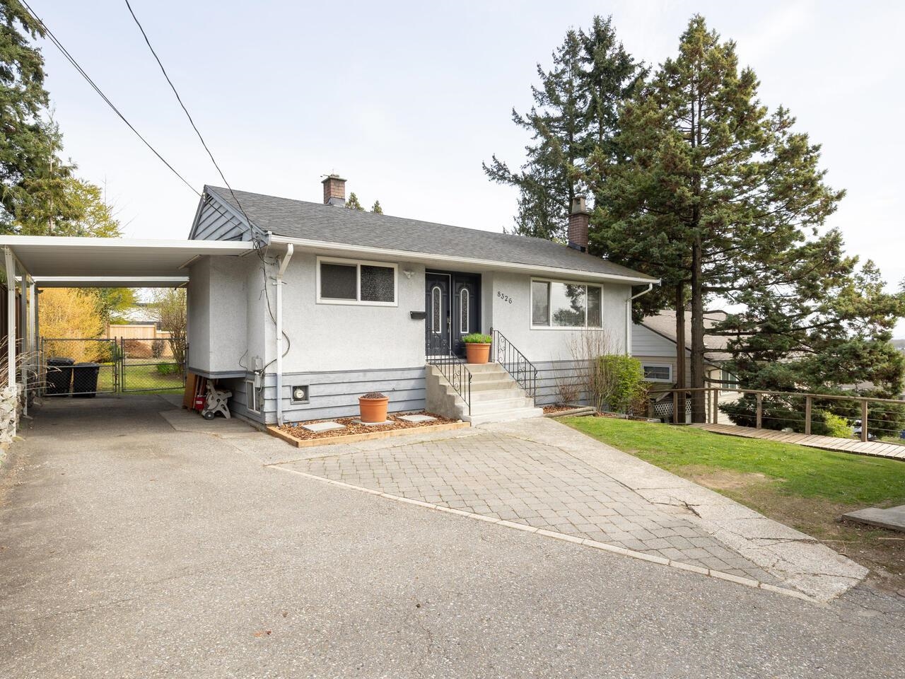 8326 Royal Oak Avenue, Burnaby, BC V5J 4L2