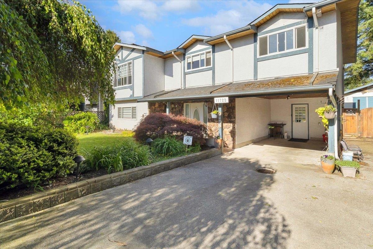 193b Street, Pitt Meadows, BC V3Y 1E3