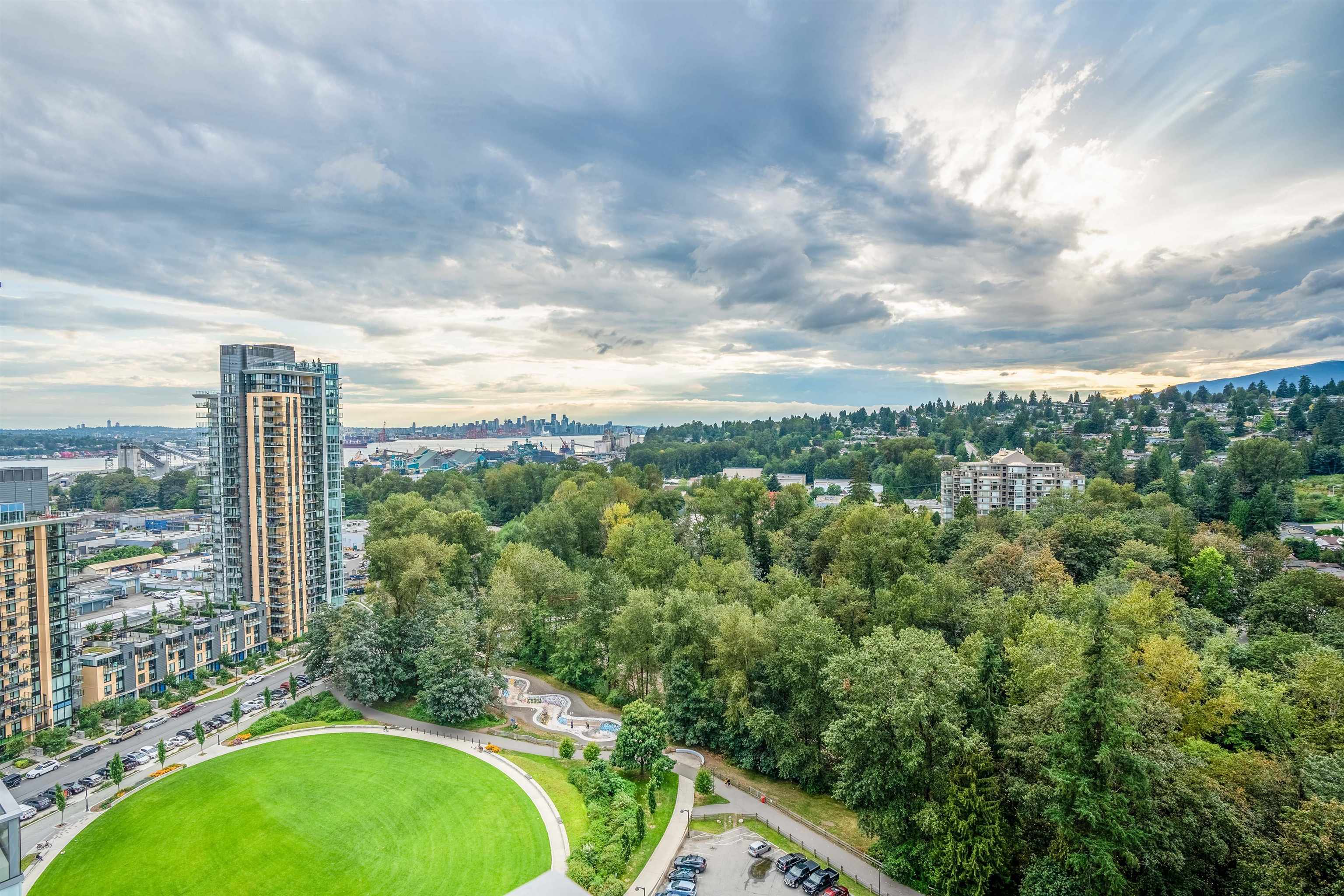 1500 Fern Street #2201, North Vancouver, BC V7J 0B6