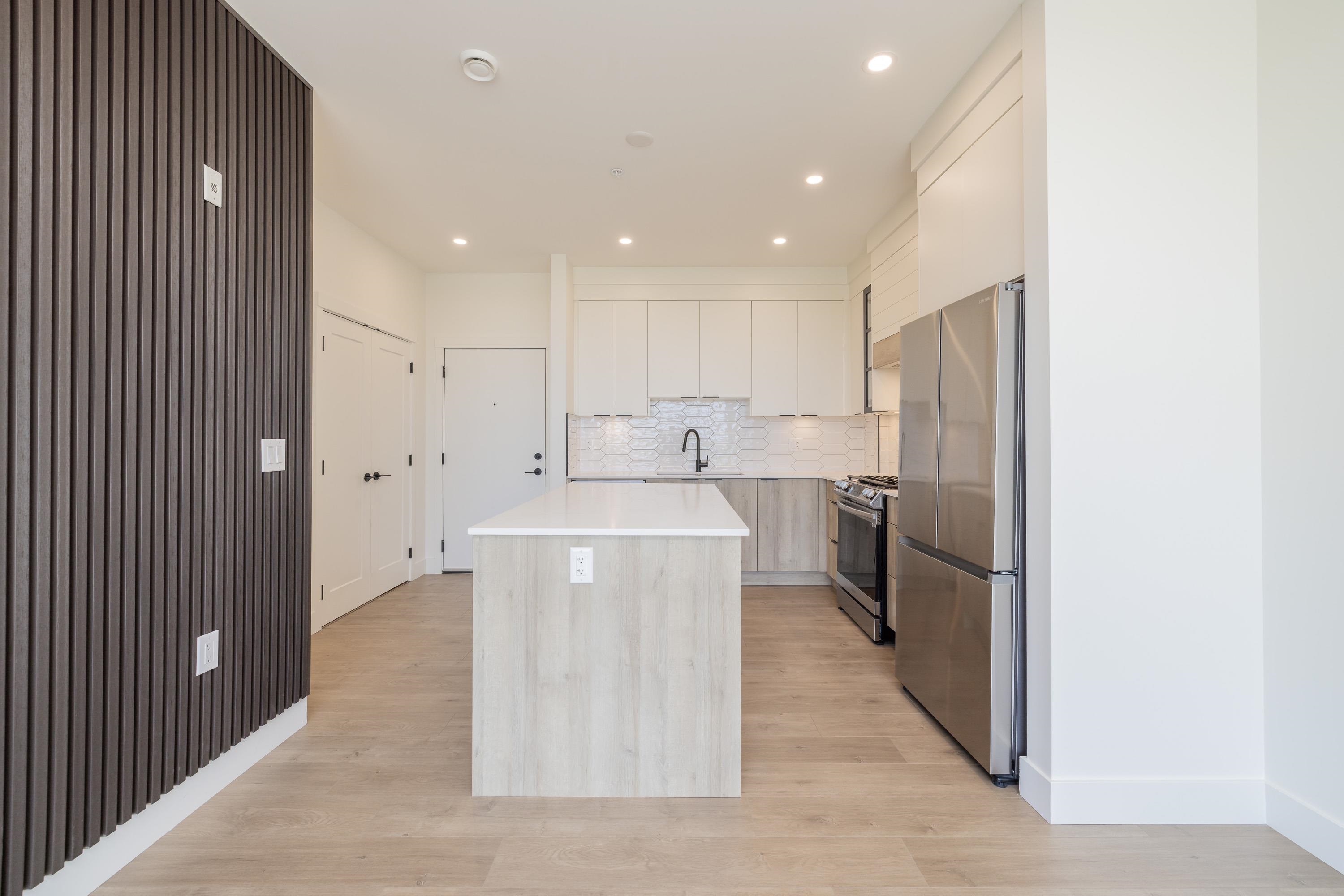 20614 80 Ave #407, Langley, BC V2Y 3W7