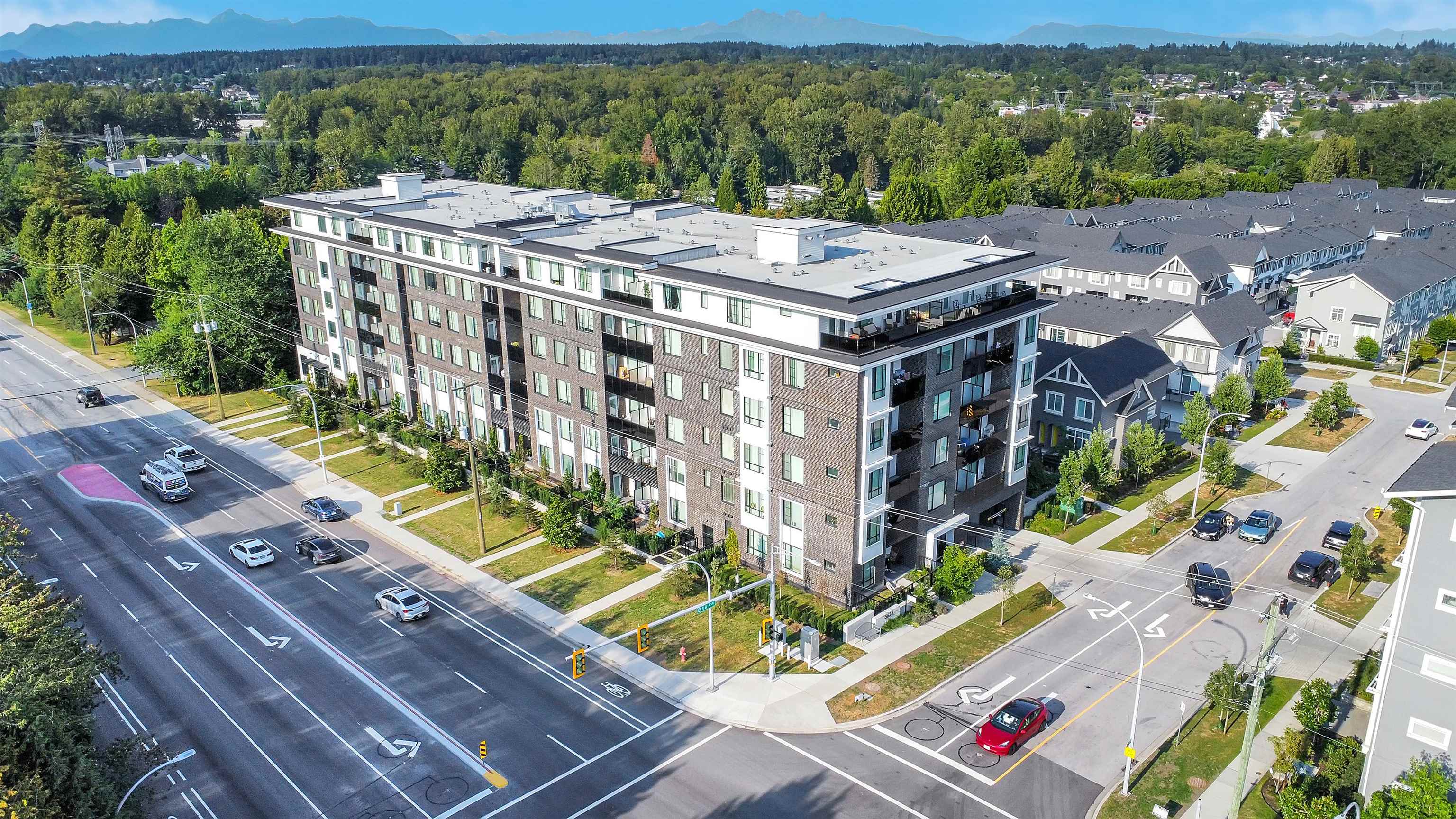 13623 81a Avenue #220, Surrey, BC V3W 3N7