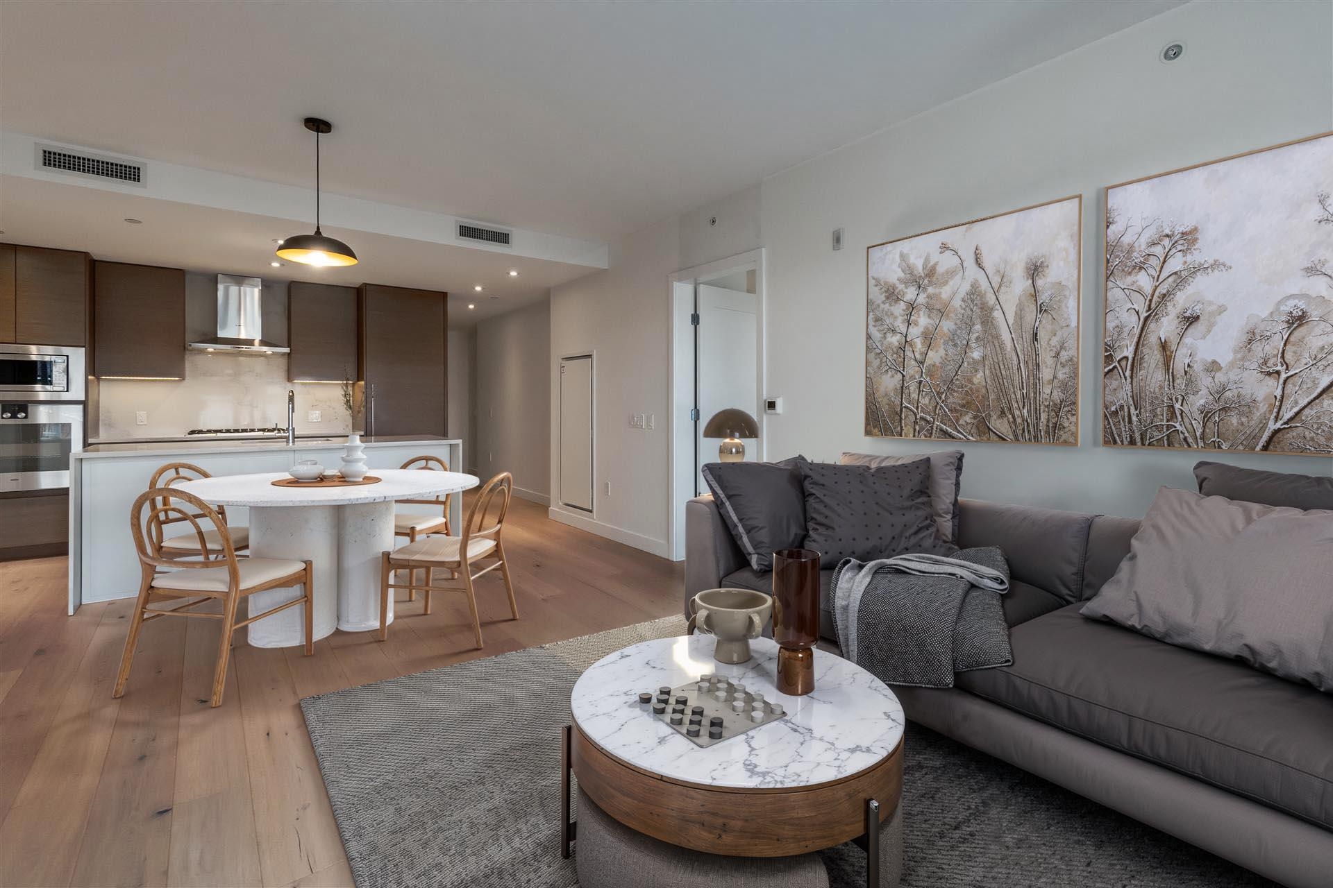 5693 Elizabeth Street #207, Vancouver, BC V5Y 3K1