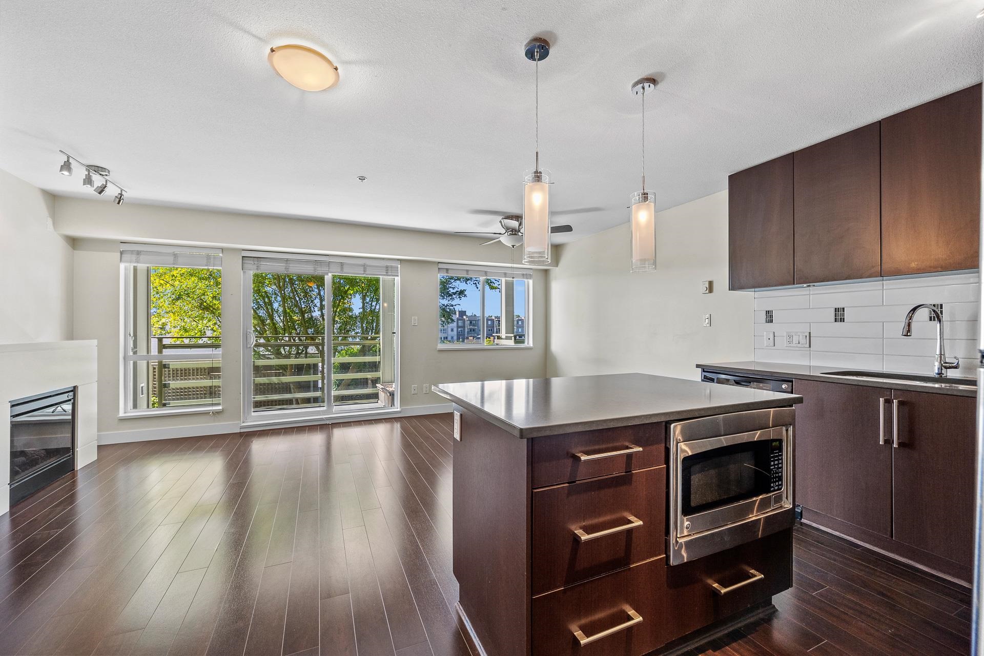 15850 26 Avenue #363, Surrey, BC V3Z 2N6