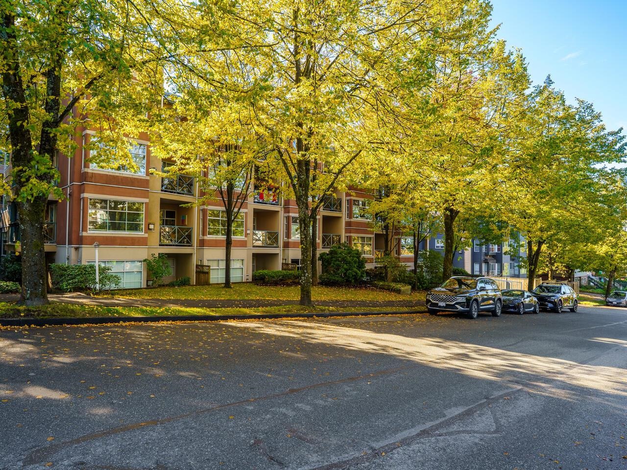 2388 Triumph Street #410, Vancouver, BC V5L 1L5