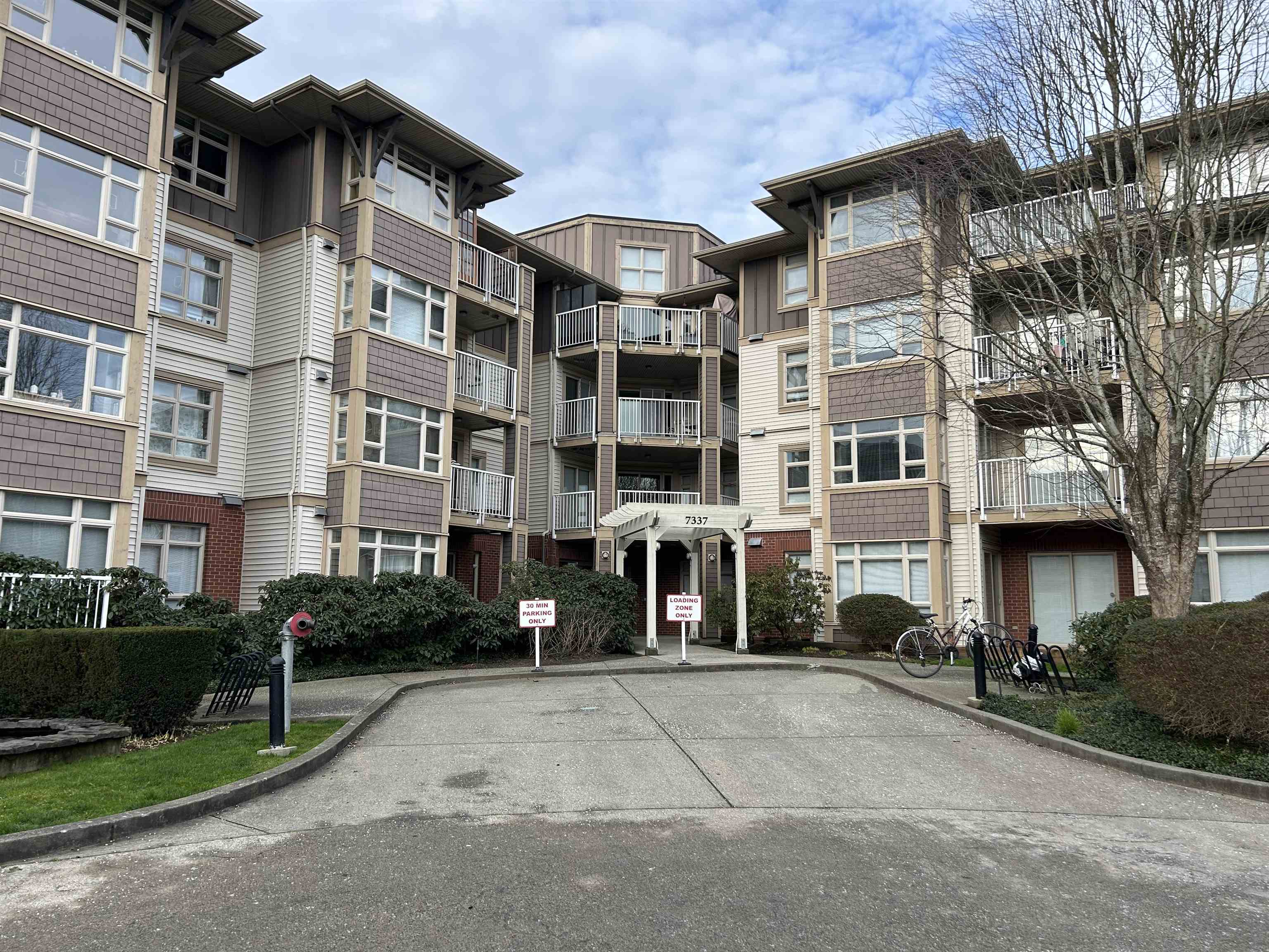 7337 Macpherson Avenue #205, Burnaby, BC V5J 0A9