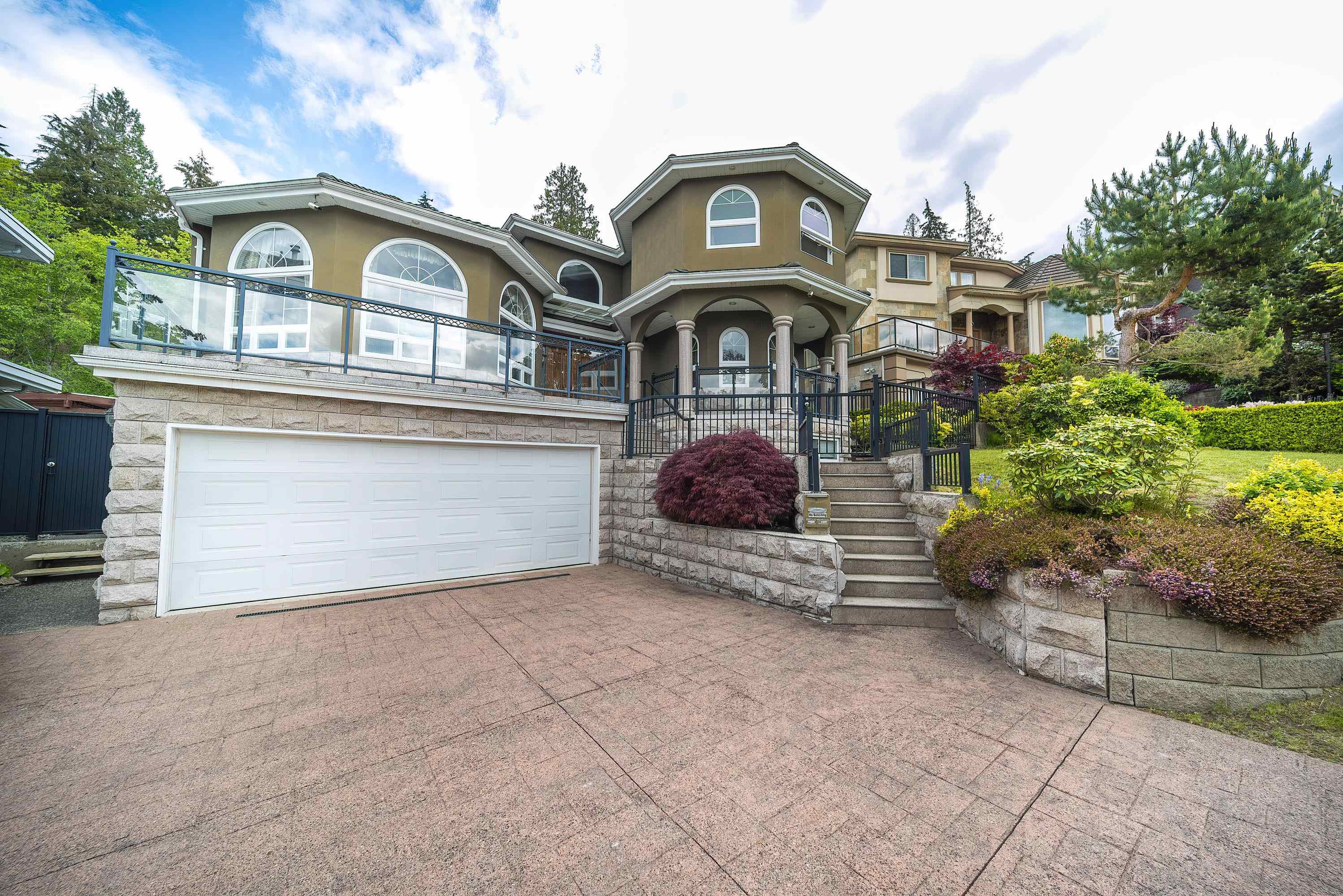 7353 Union Street, Burnaby, BC V5A 1J1