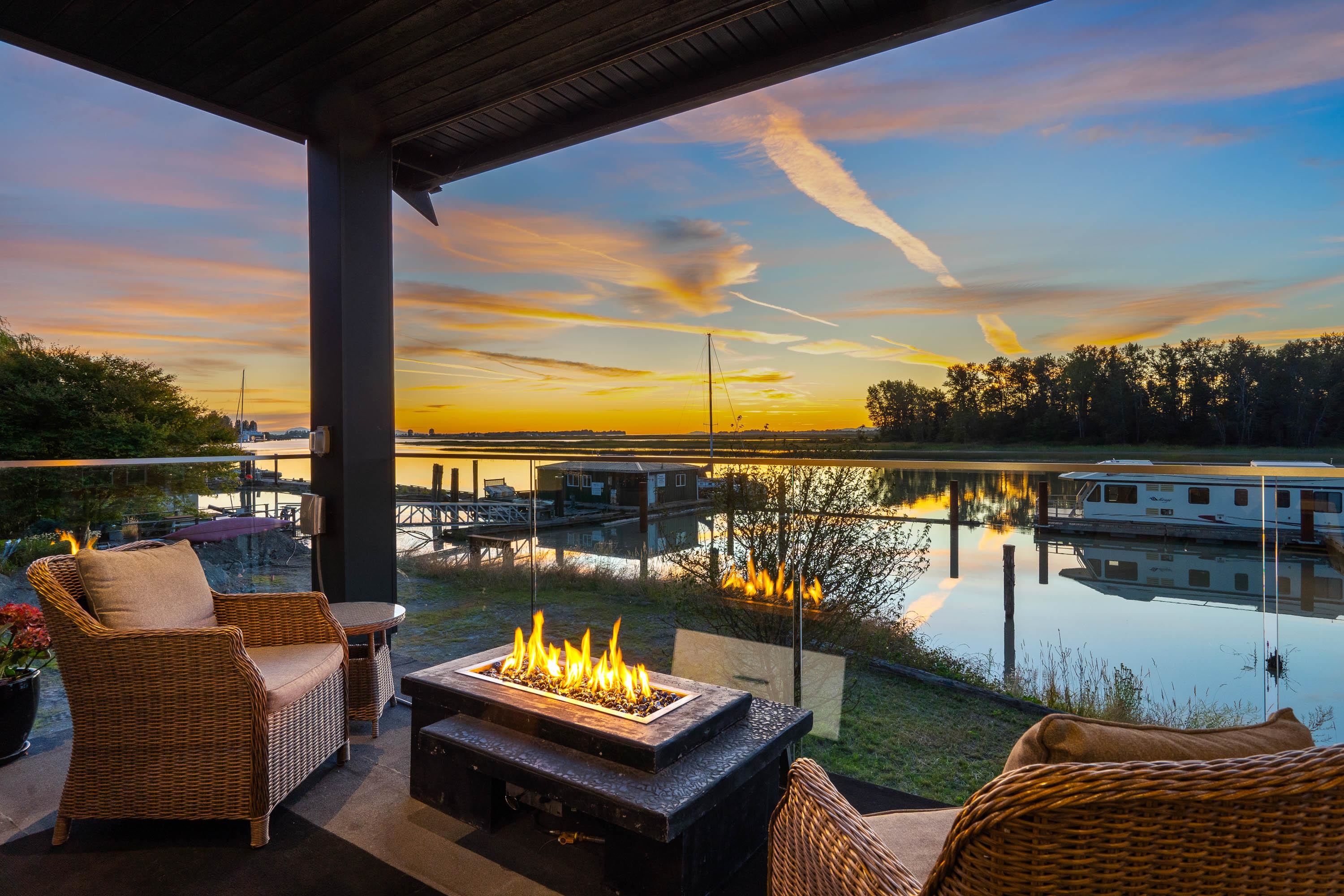 4259 River Road West, Delta, BC V4K 1R9