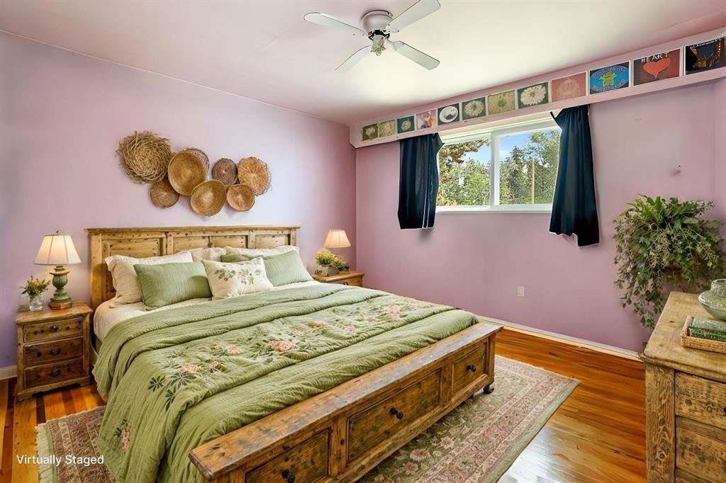 2125 Boulevard Crescent, North Vancouver, BC V7L 3Y9