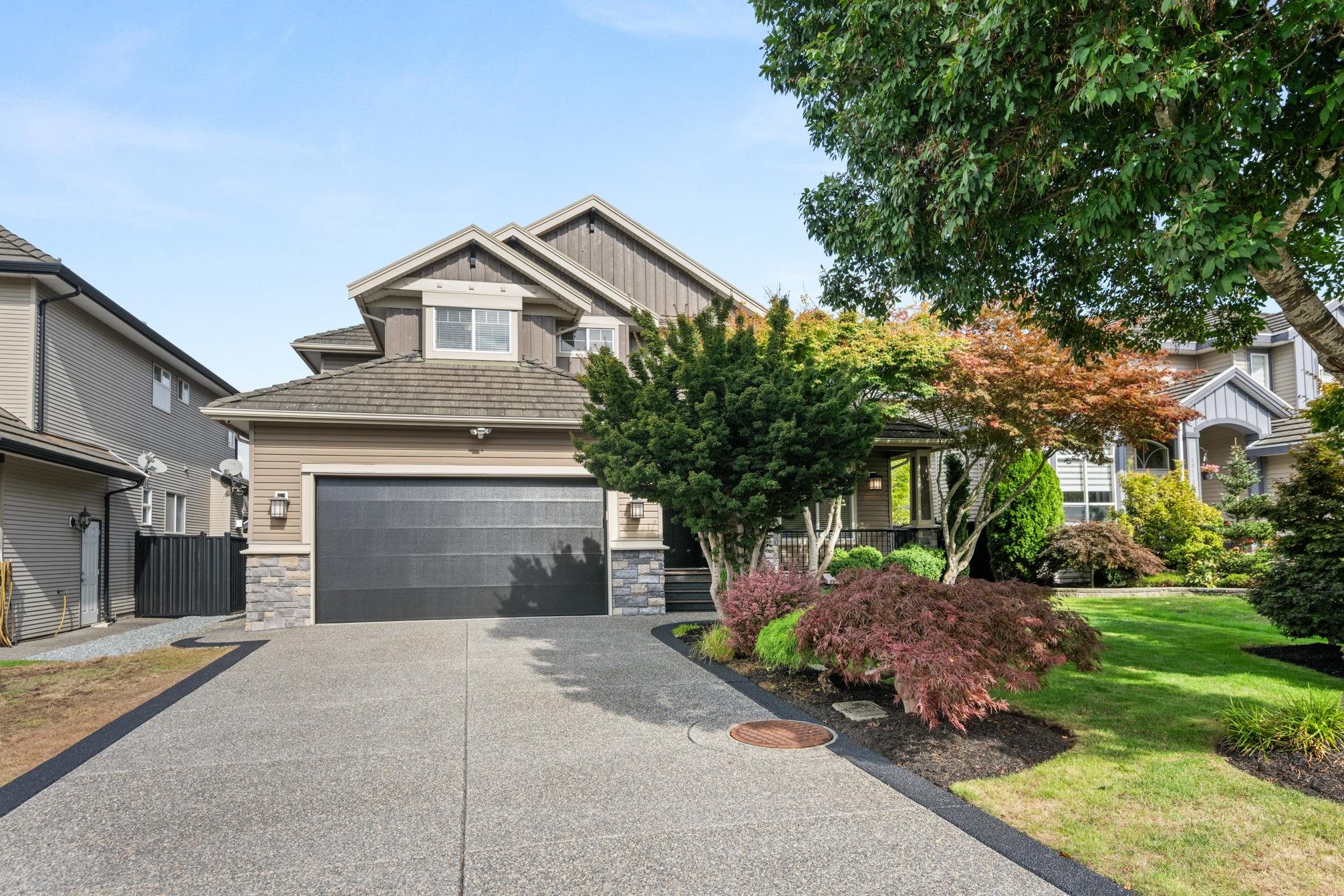 63a Avenue, Surrey, BC V3S 8N1