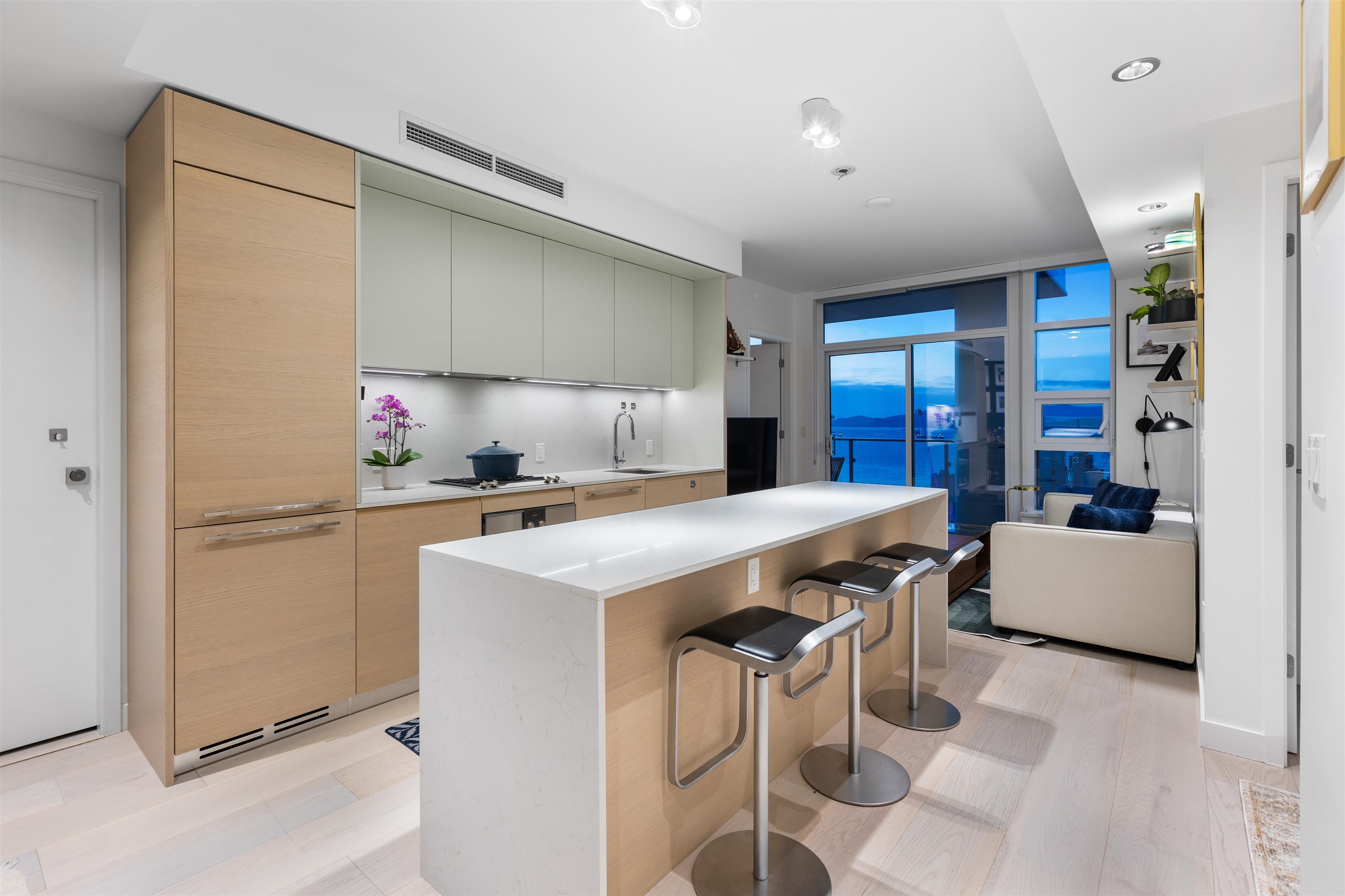 1289 Hornby Street #3601, Vancouver, BC V6Z 0G7