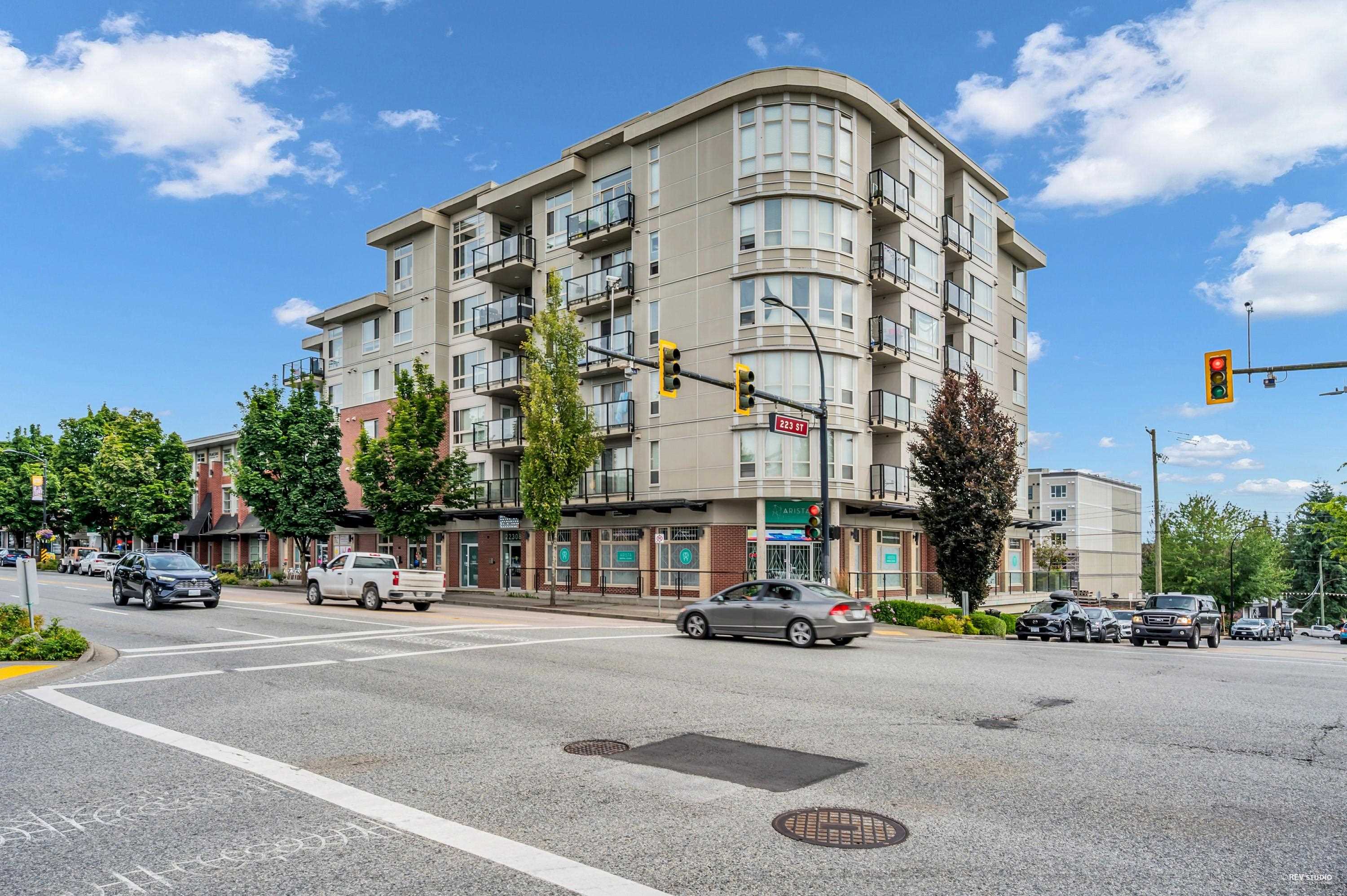 22318 Lougheed Highway #301, Maple Ridge, BC V2X 2T4