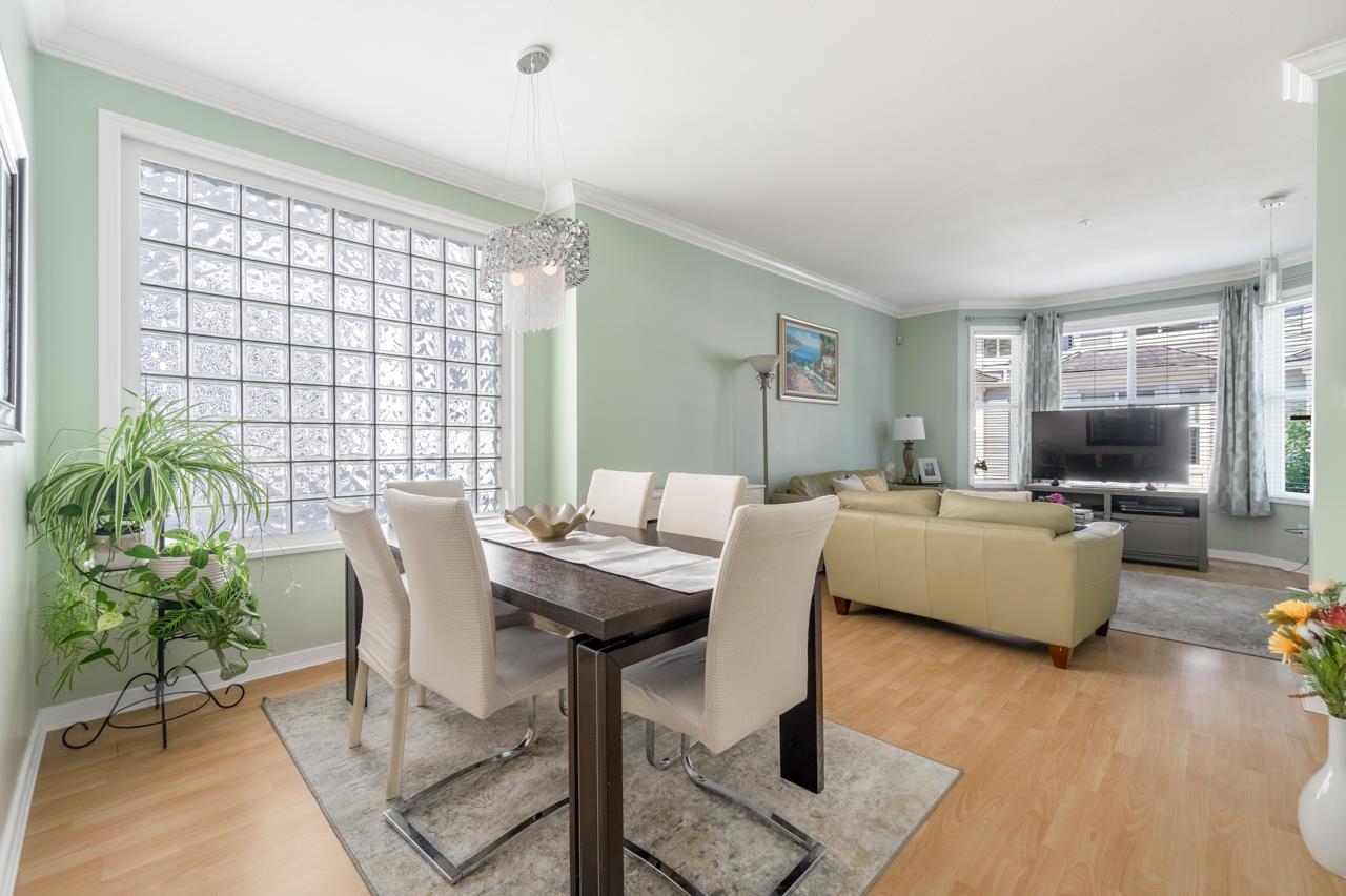 8577 Aquitania Place, Vancouver, BC V5S 4V7