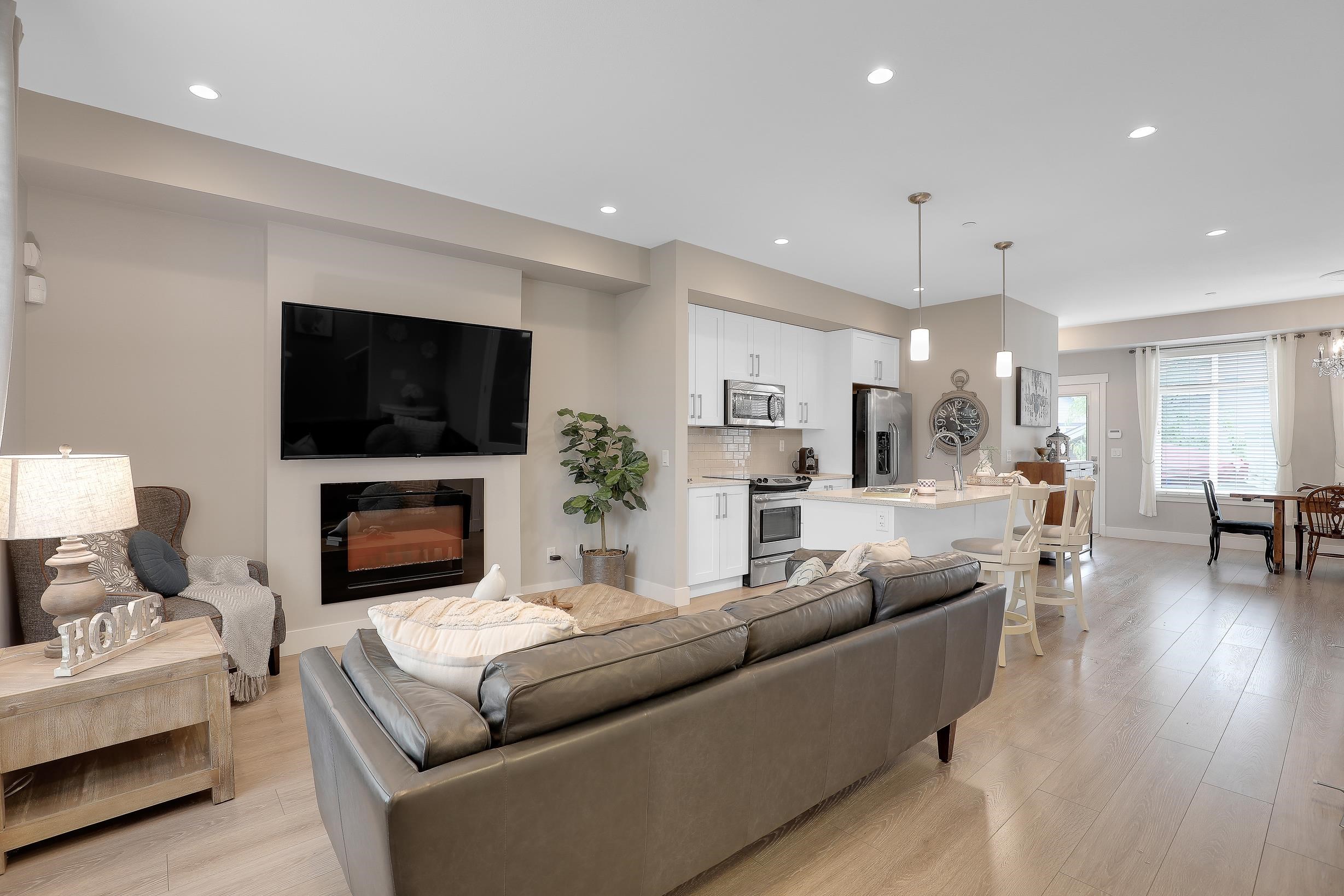 82 Avenue, Langley, BC V2Y 0S3