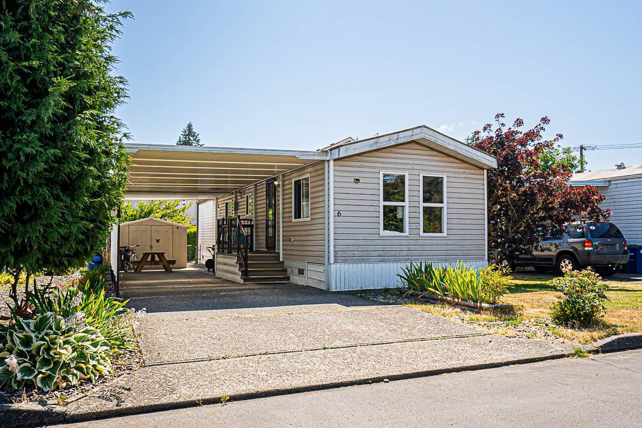 8670 156 Street #6, Surrey, BC V3S 3S1