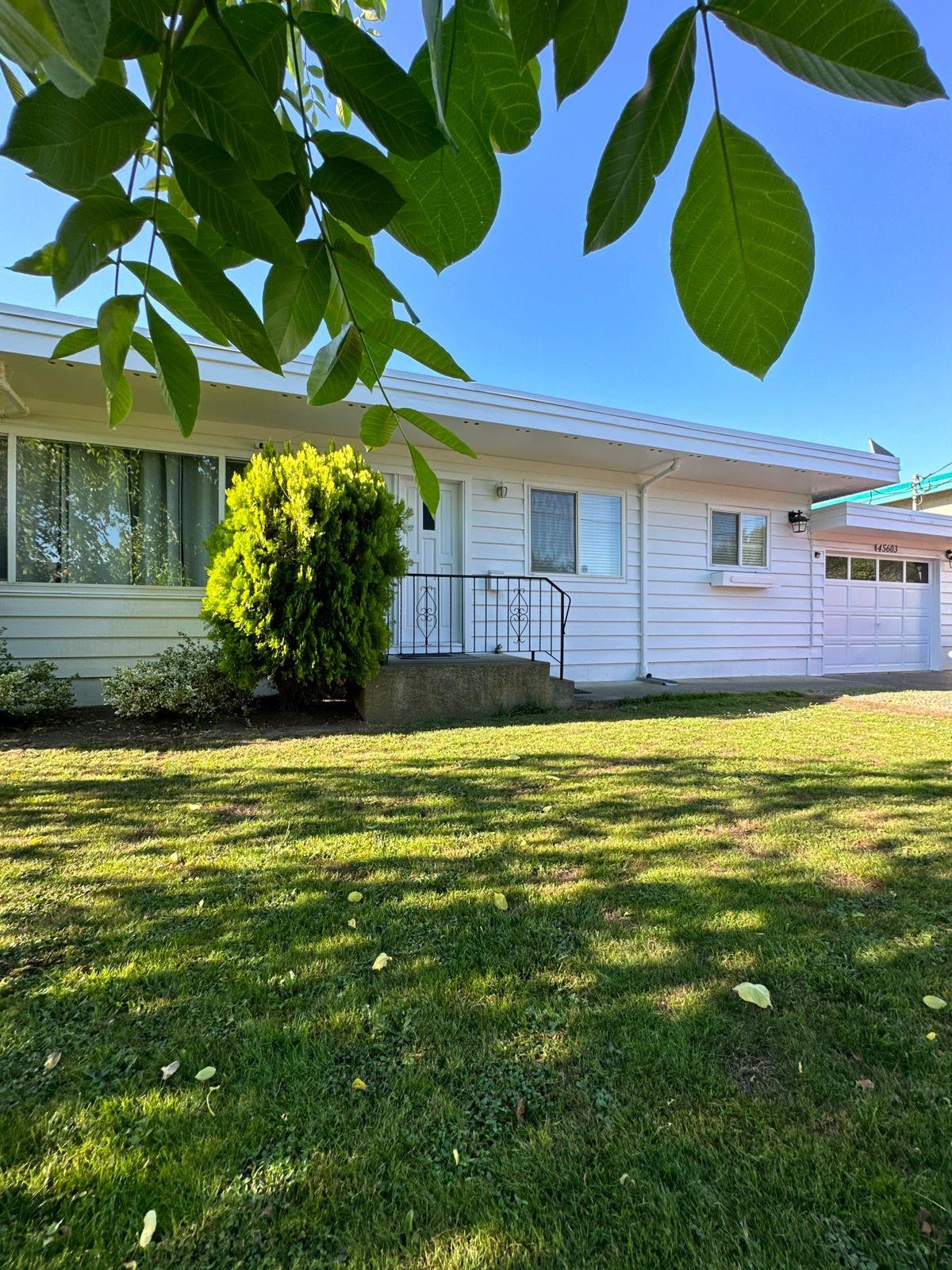 45603 Reece Avenue, Chilliwack, BC V2P 2Z9