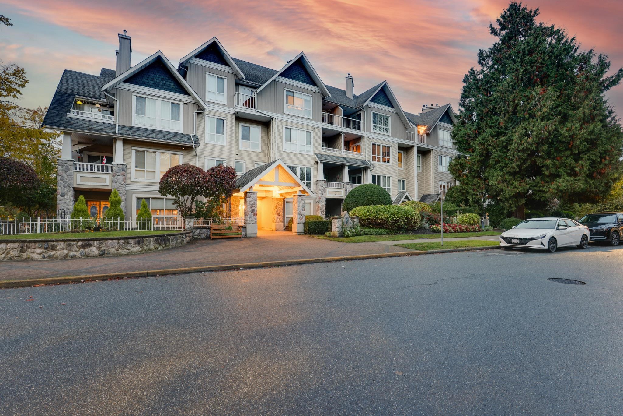 19091 Mcmyn Road #408, Pitt Meadows, BC V3Y 2S8