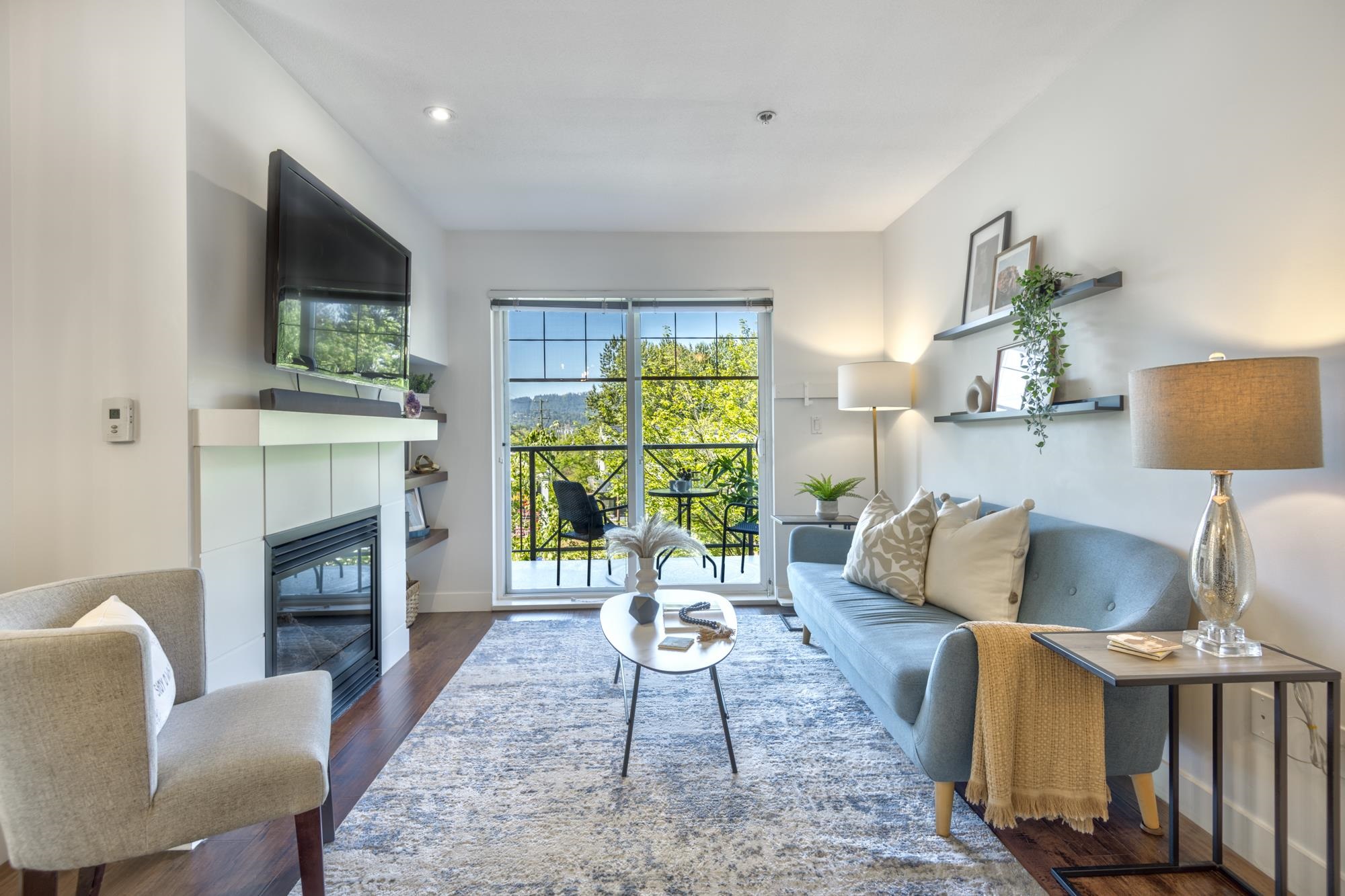3240 Saint Johns Street #302, Port Moody, BC V3H 0C1