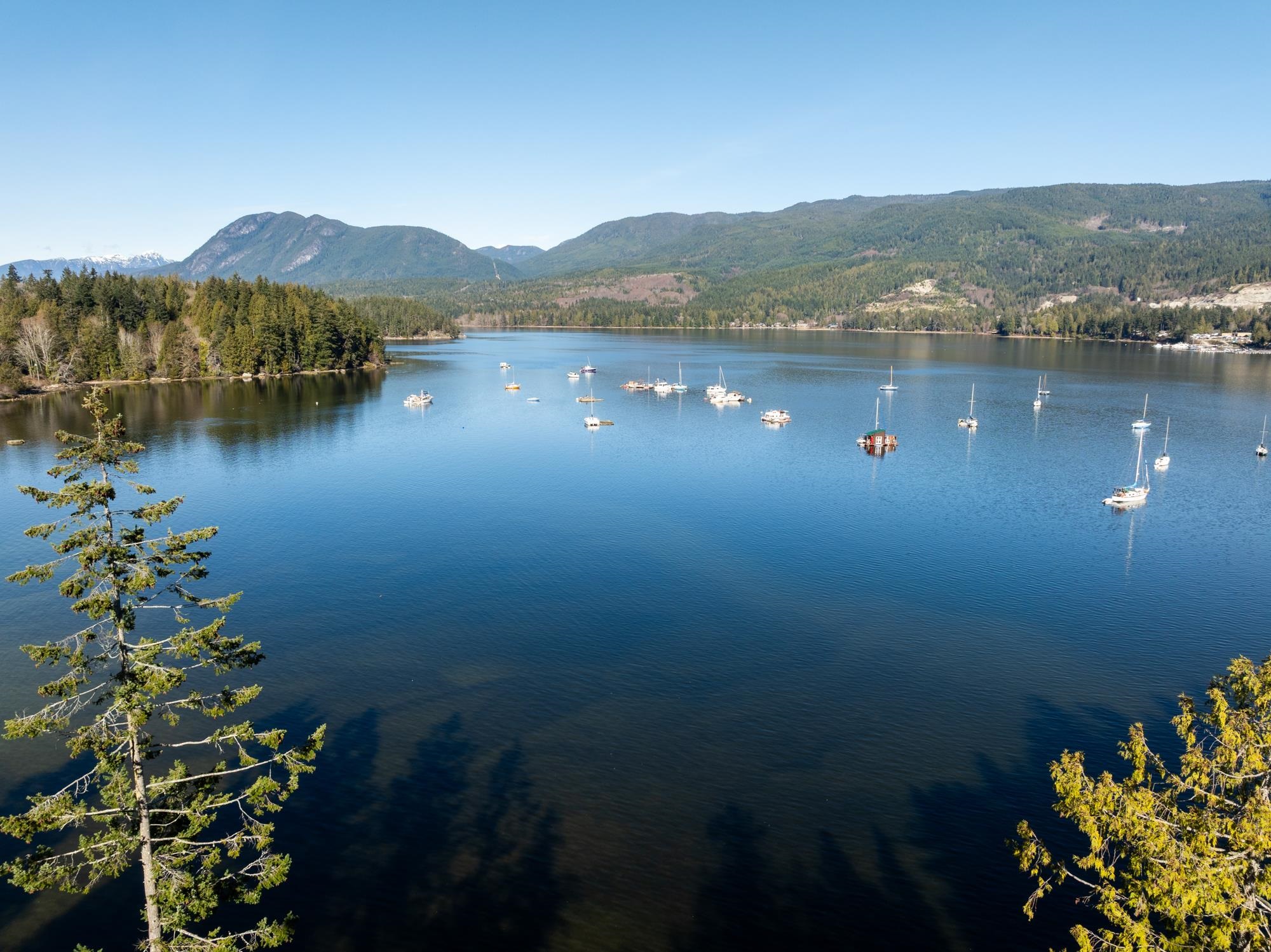 5830 Marine Way, Sechelt, BC V7Z 0L8