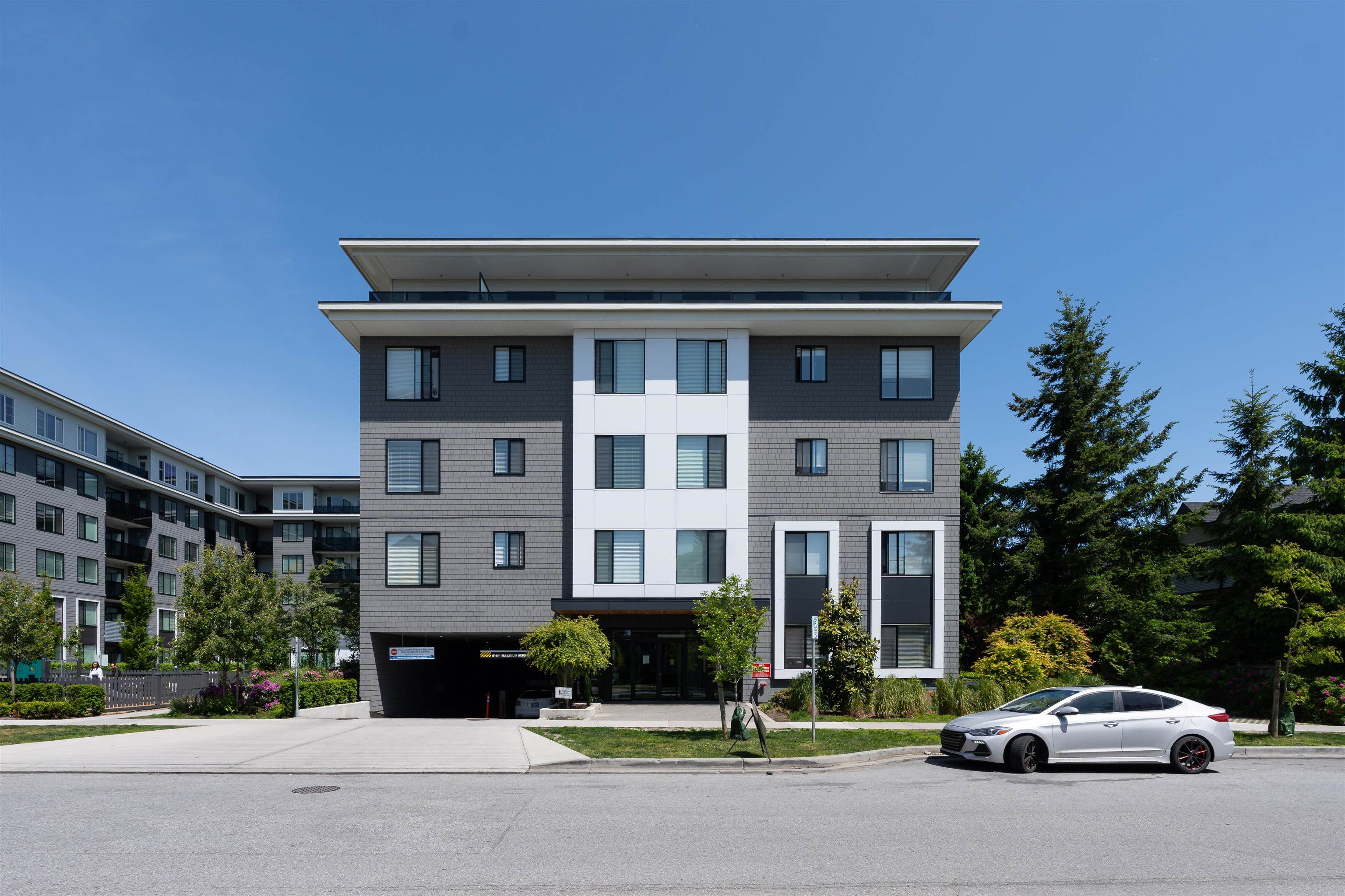 15835 85 Avenue #410, Surrey, BC V4N 0Y2