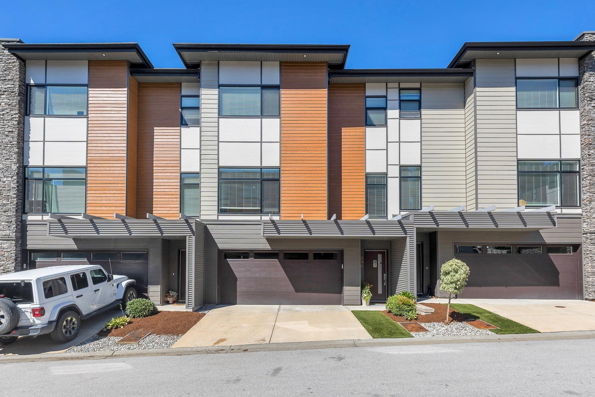 33209 Cherry Avenue #45, Mission, BC V2V 2V3