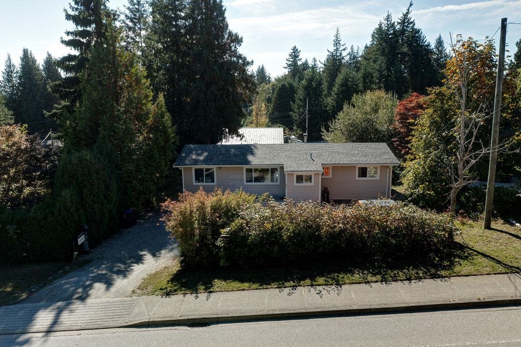 6275 Norwest Bay Road, Sechelt, BC V7Z 0M5