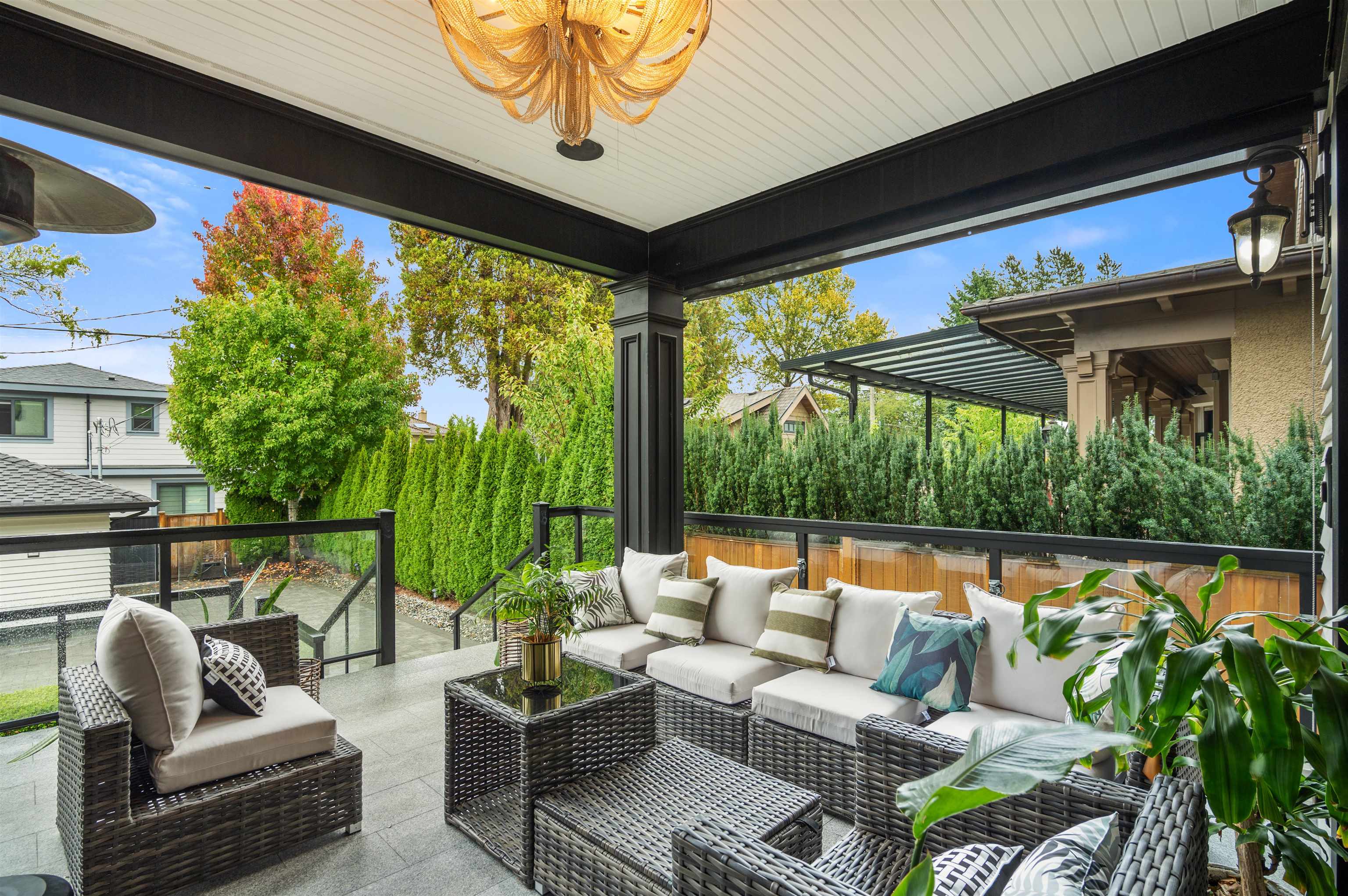 1189 West 32nd Avenue, Vancouver, BC V6H 2H8