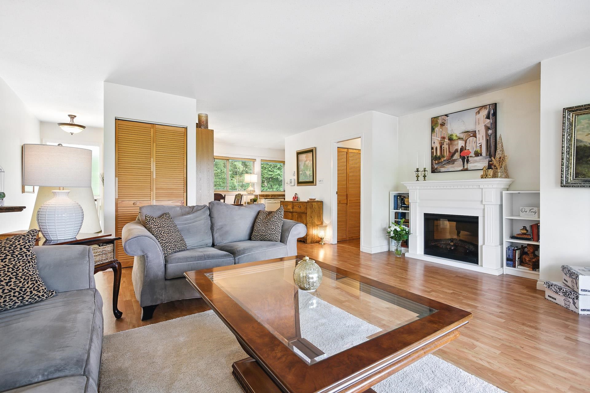 1087 Cecile Drive, Port Moody, BC V3H 1M6