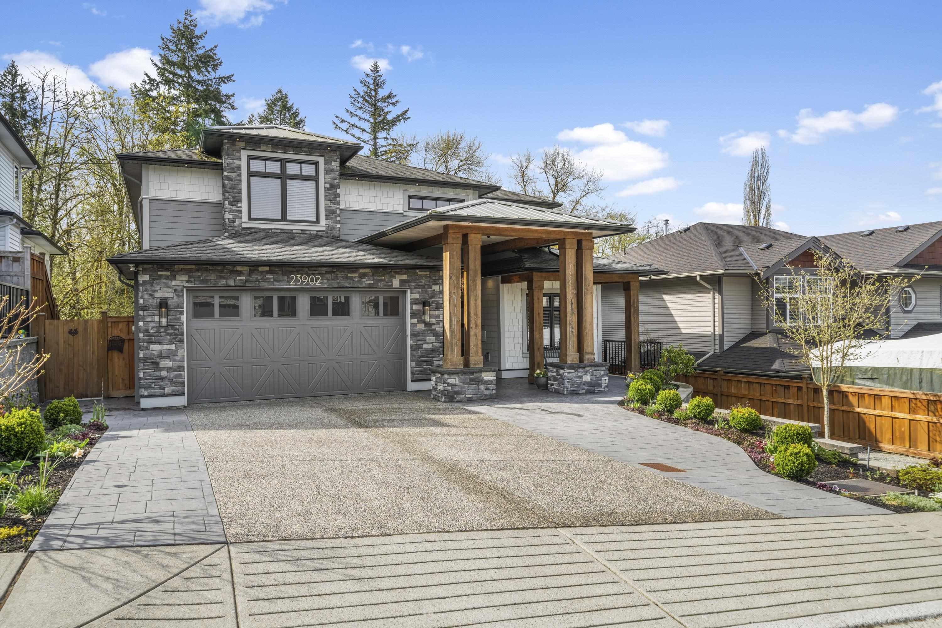 117b Avenue, Maple Ridge, BC V4R 2V6
