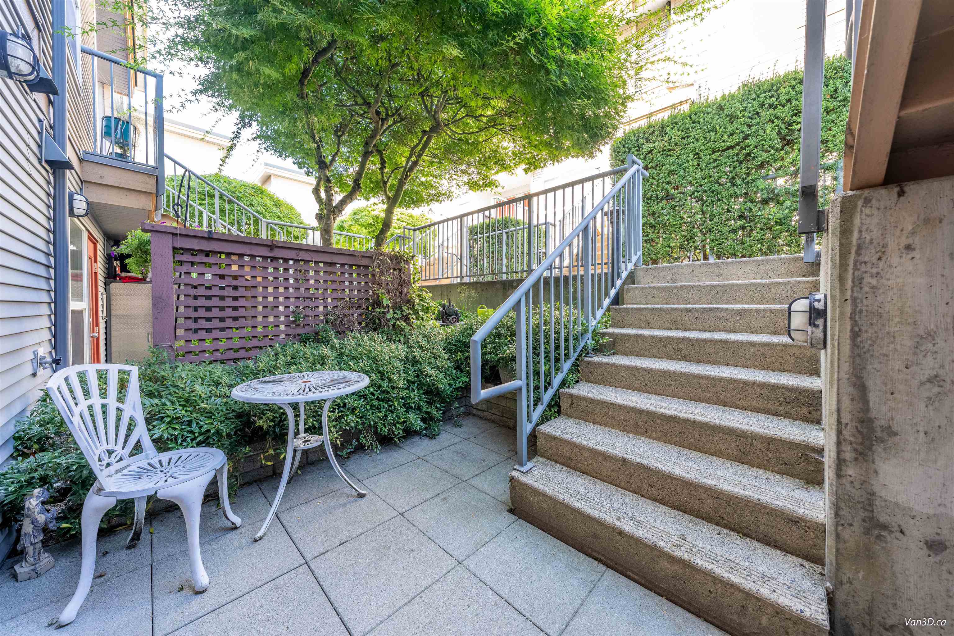 229 East 11th Avenue, Vancouver, BC V5T 2C4