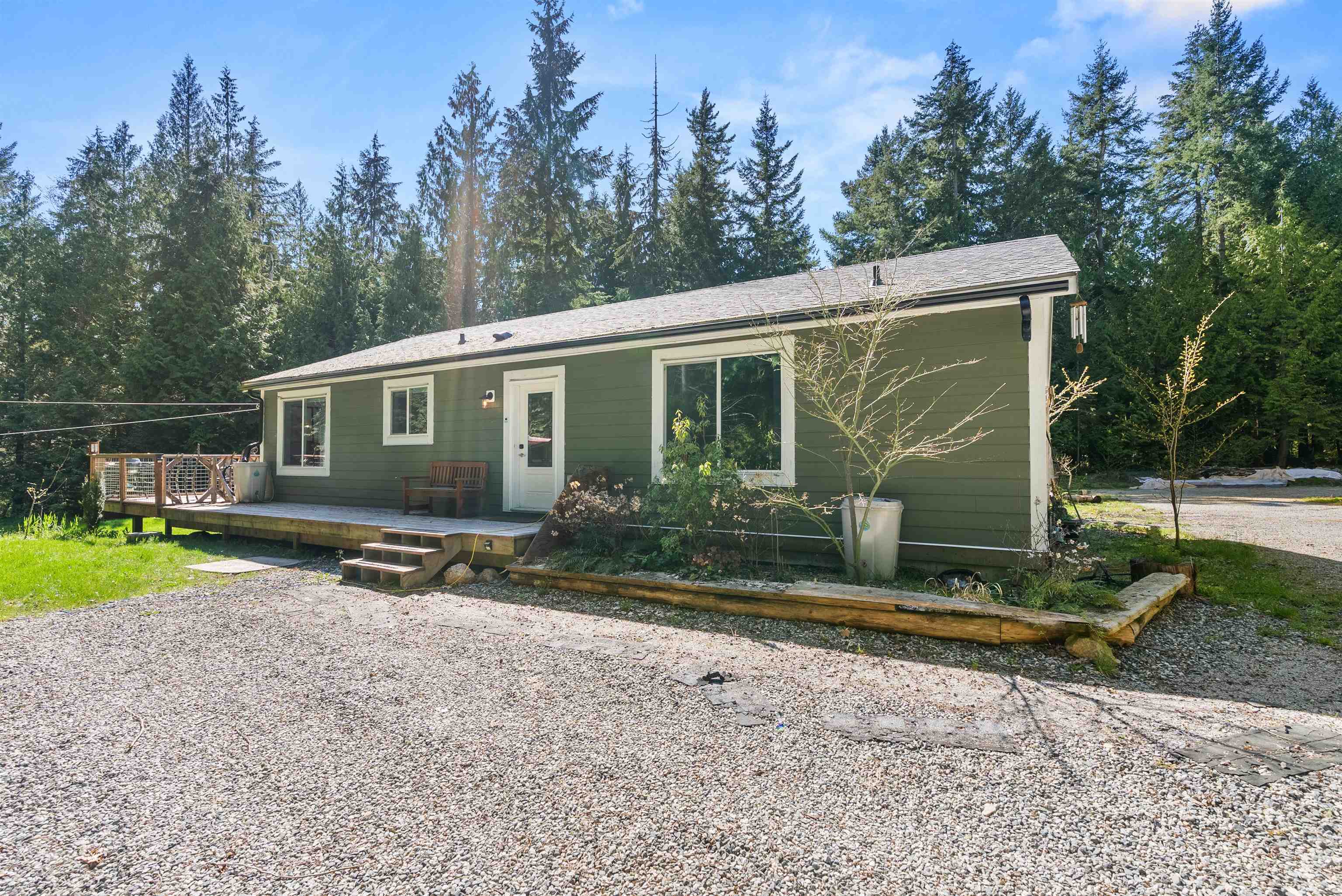 1751 Blower Rd, Sechelt, BC V7Z 0A6