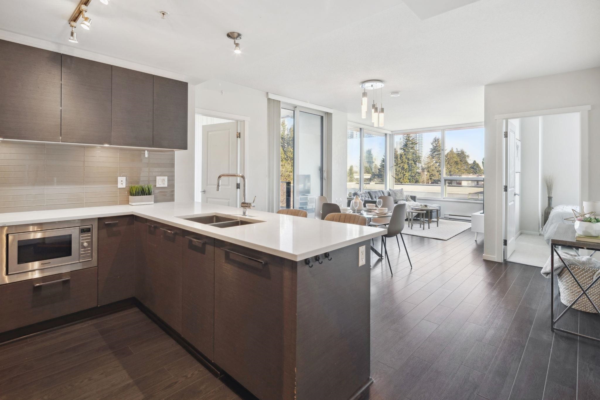 6658 Dow Avenue #509, Burnaby, BC V5H 0C7