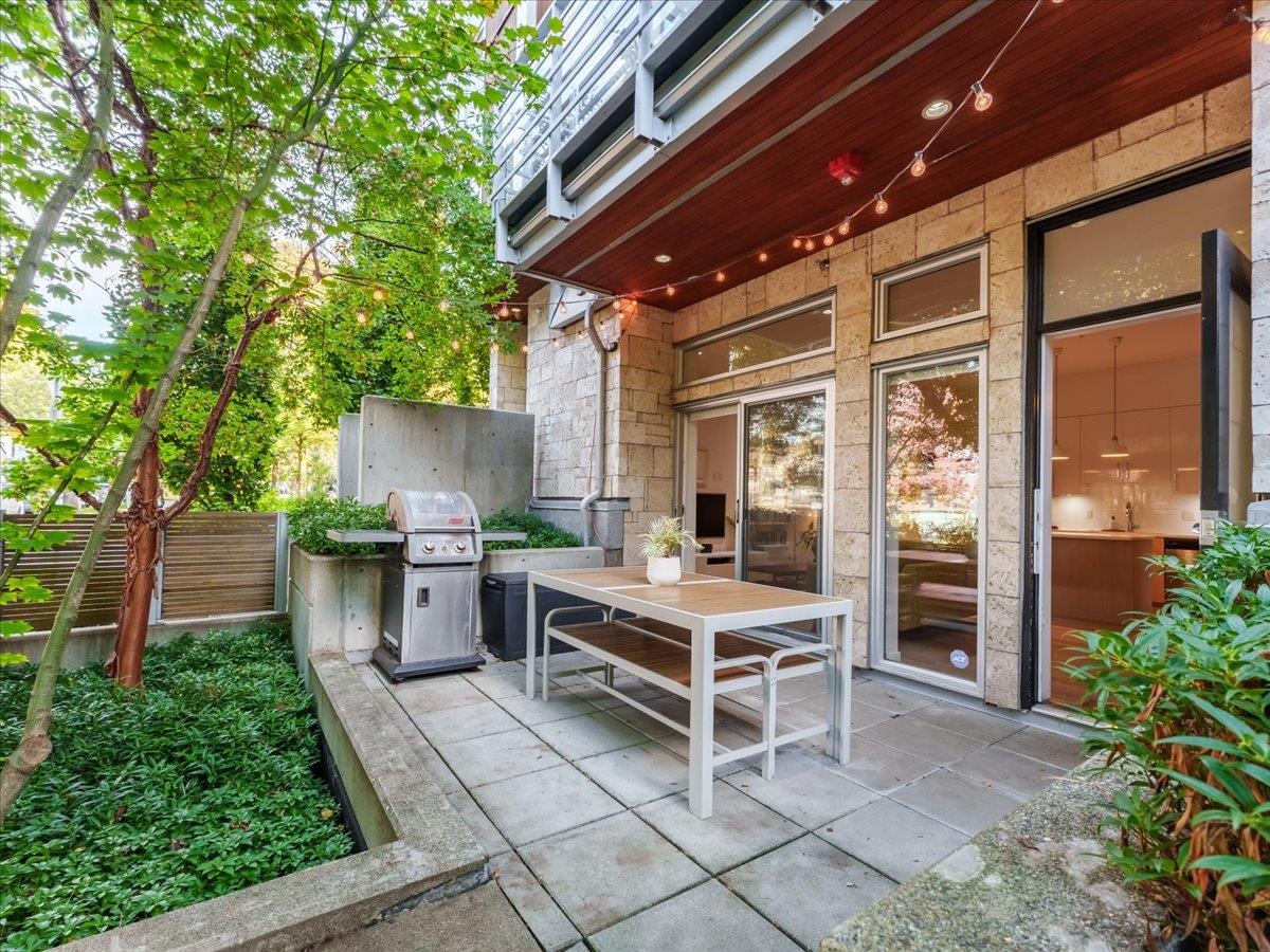 352 352 E 7th Avenue, Vancouver, BC V5T 3L8