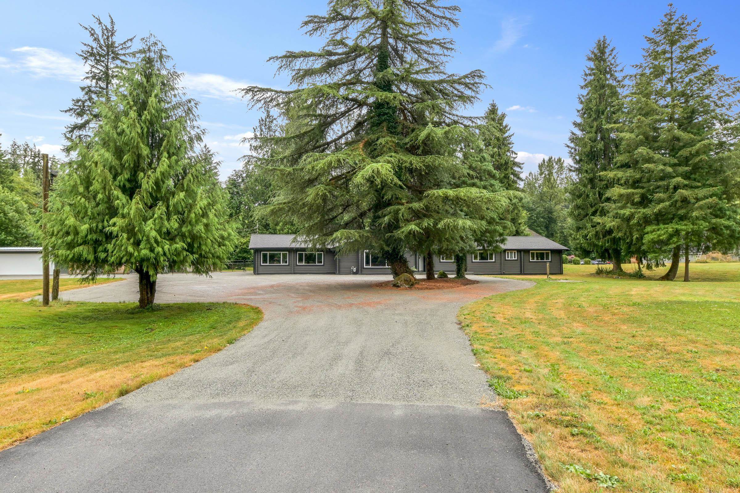 132 Avenue, Maple Ridge, BC V4R 0A8
