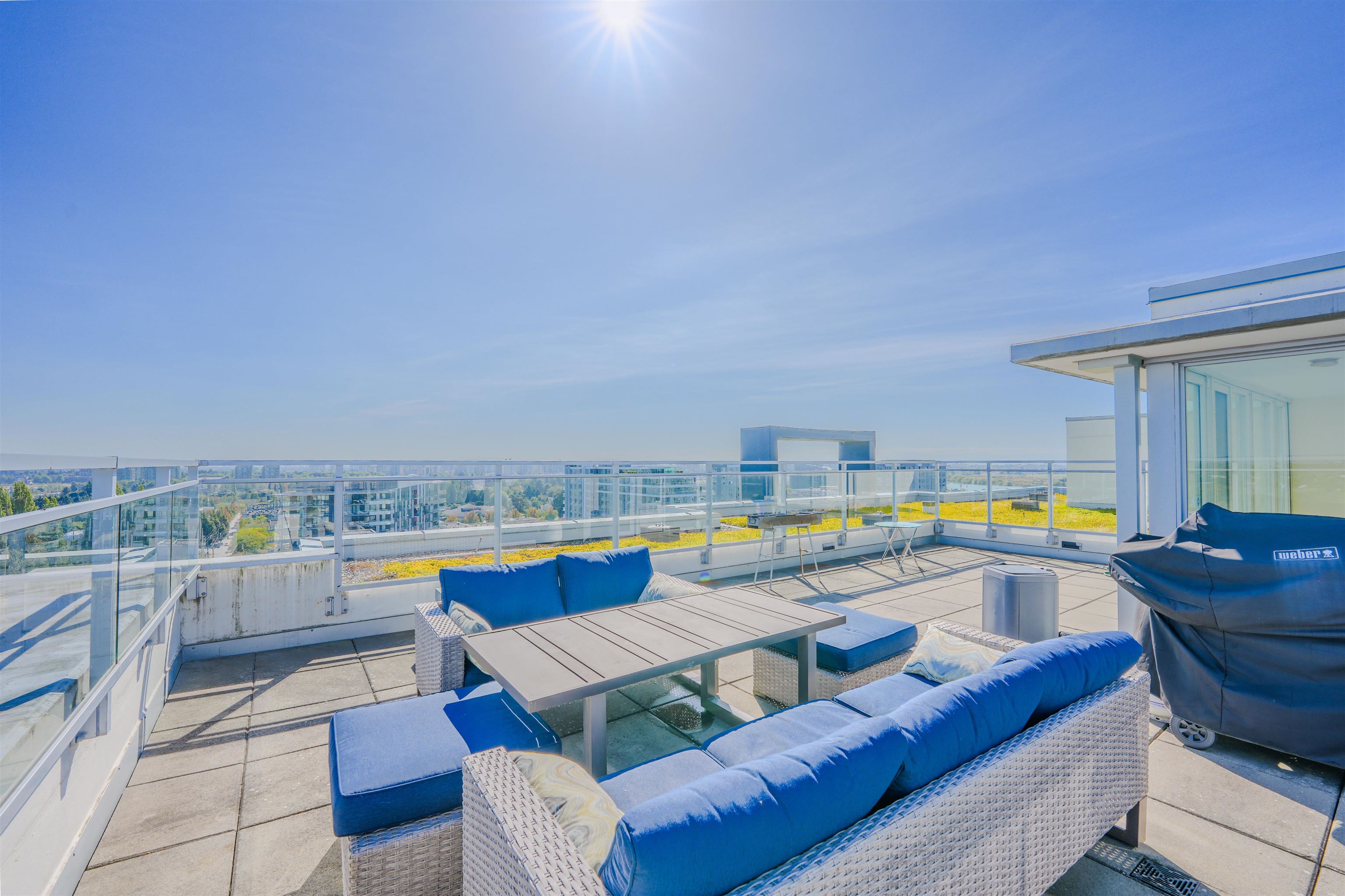 8677 Capstan Way #ph 1705, Richmond, BC V6X 0N6
