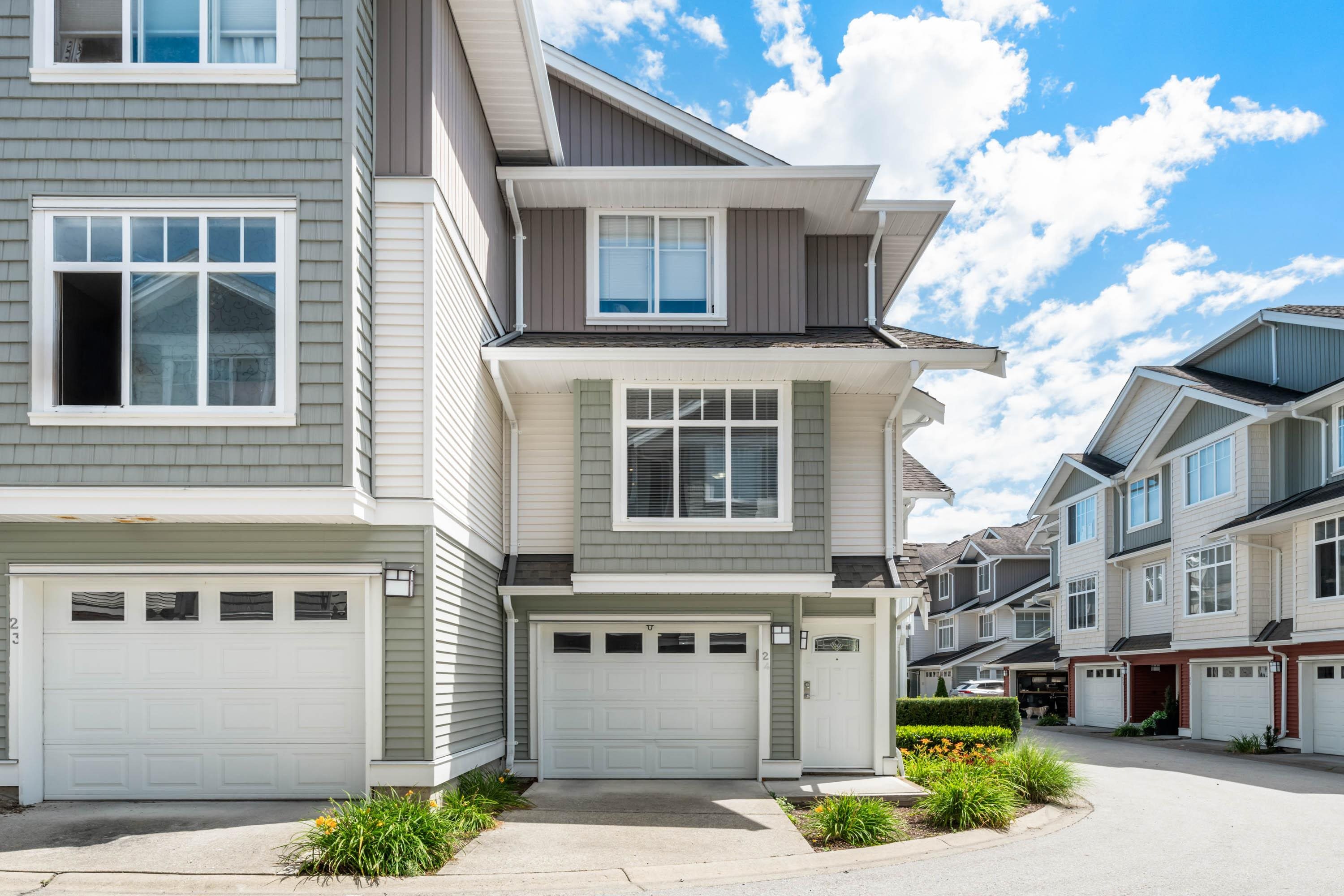 19480 66 Avenue #24, Surrey, BC V4N 5W7