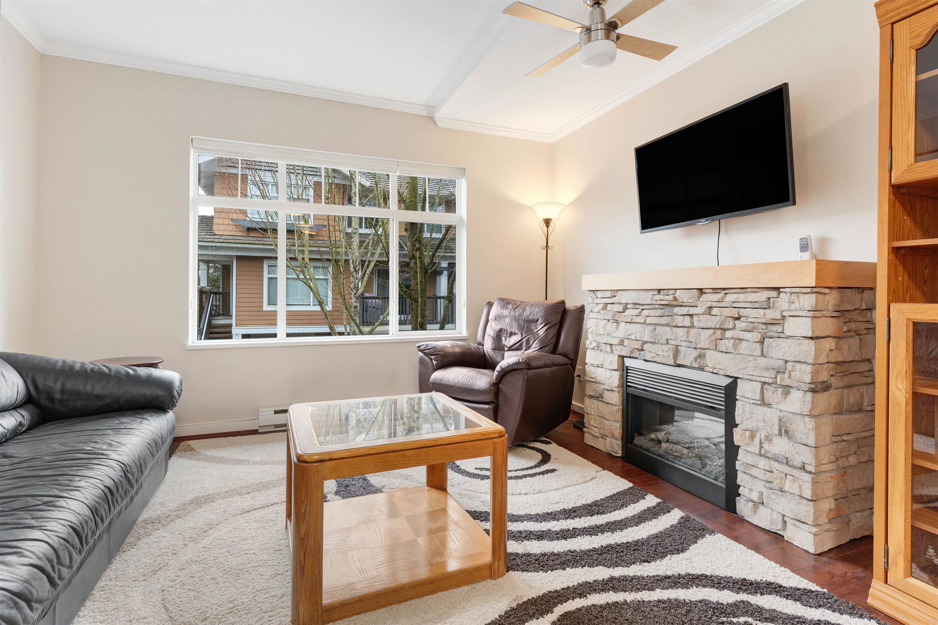 15233 34 Avenue #52, Surrey, BC V3Z 2T7