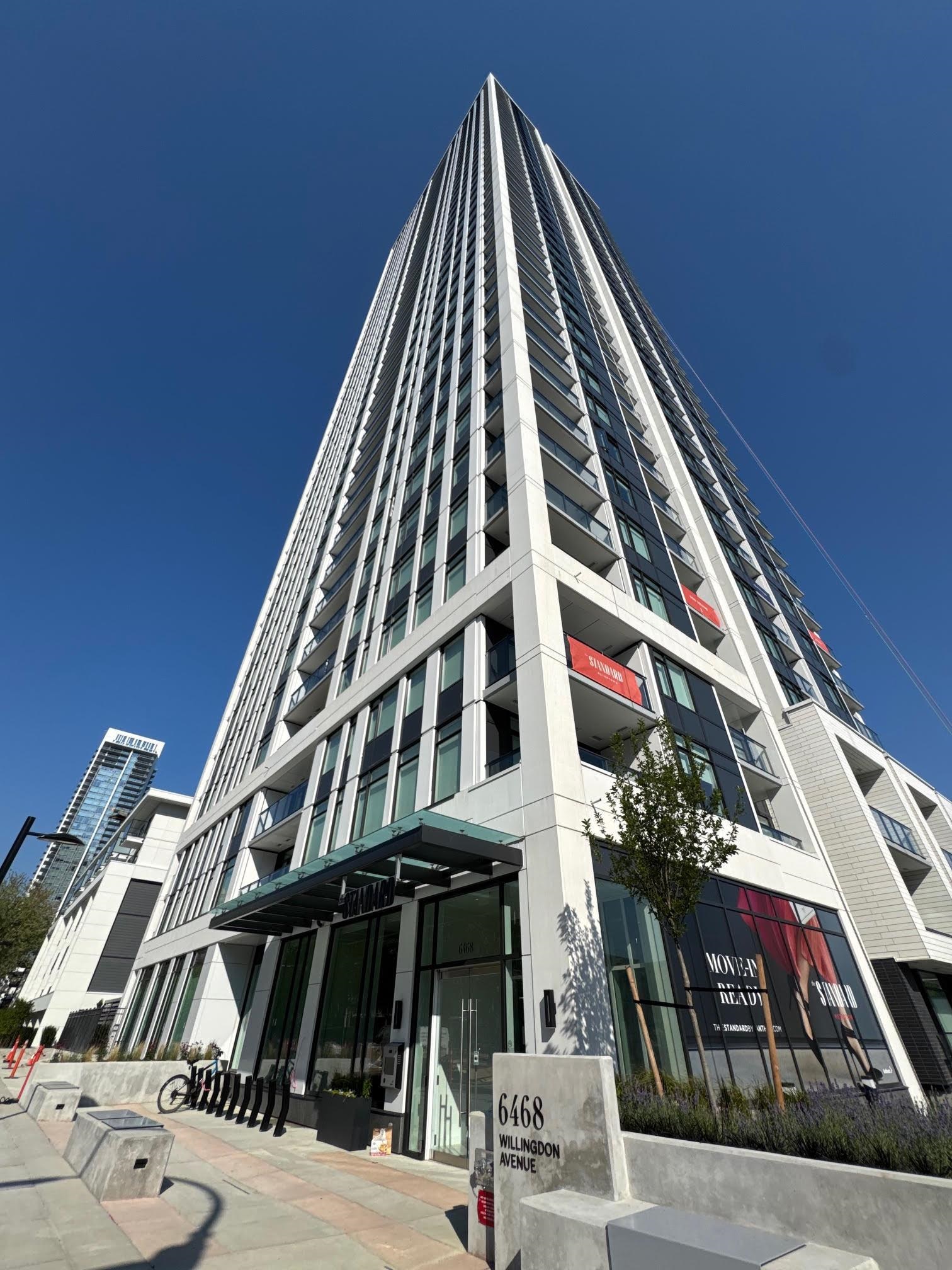 6468 Willingdon Ave #1006, Burnaby, BC V5H 0L3