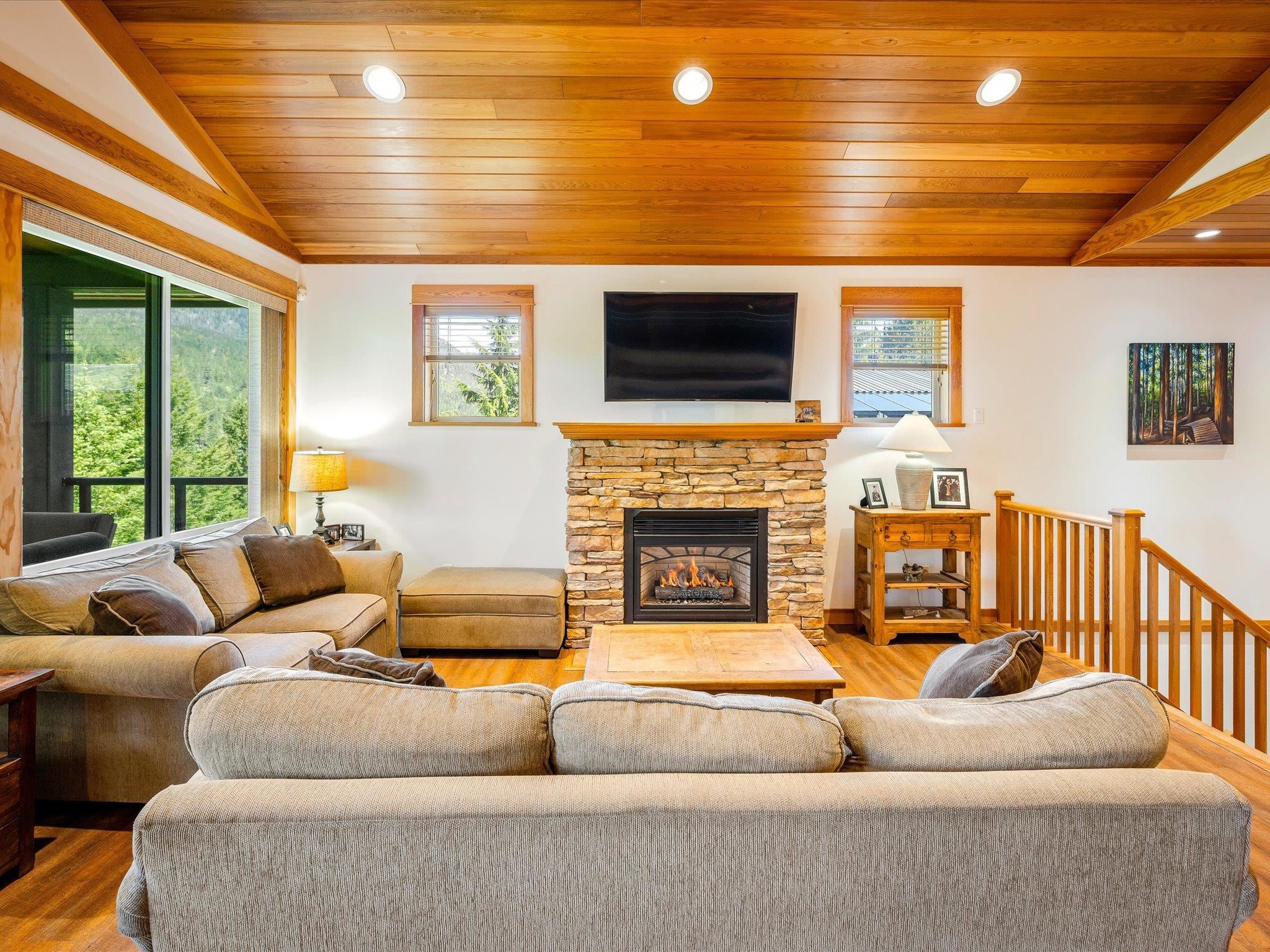 2314 Cayley Close, Whistler, BC V8E 0A8
