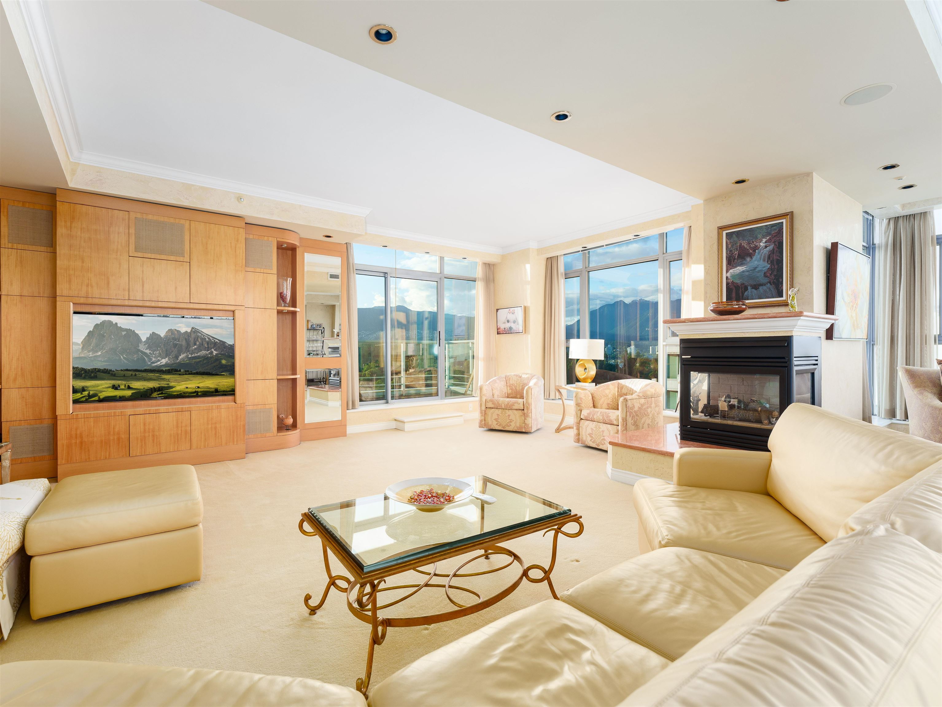 1790 Bayshore Drive #ph3, Vancouver, BC V6G 3G5
