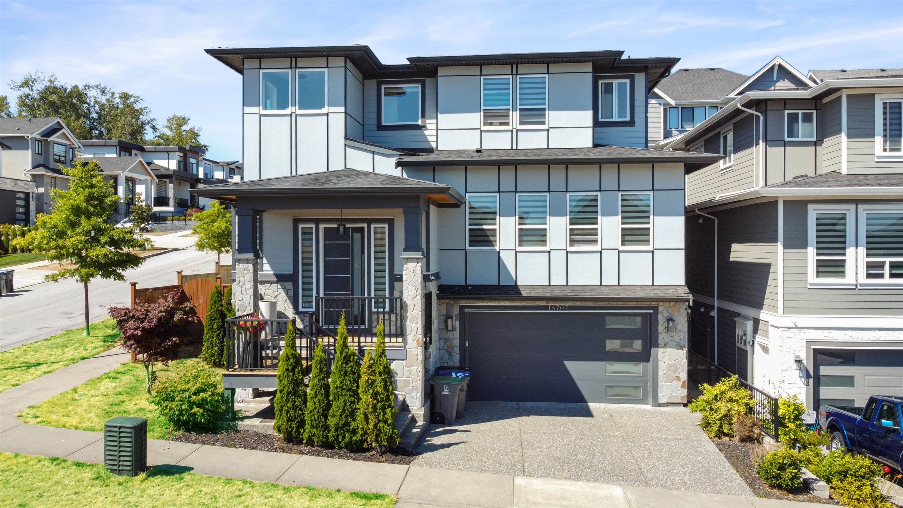 16a Avenue, Surrey, BC V3Z 0B4