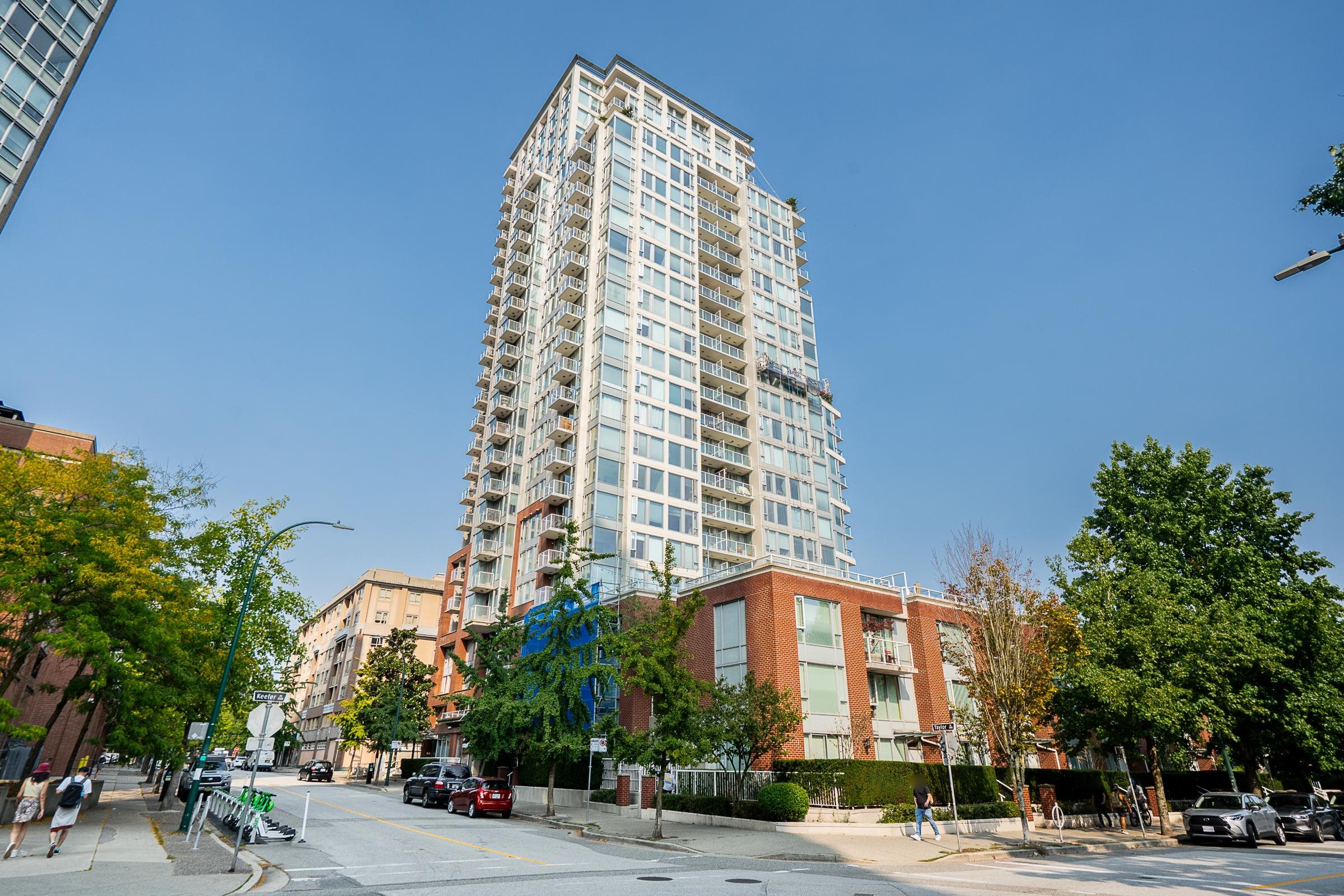550 Taylor Street #1804, Vancouver, BC V6B 1R1