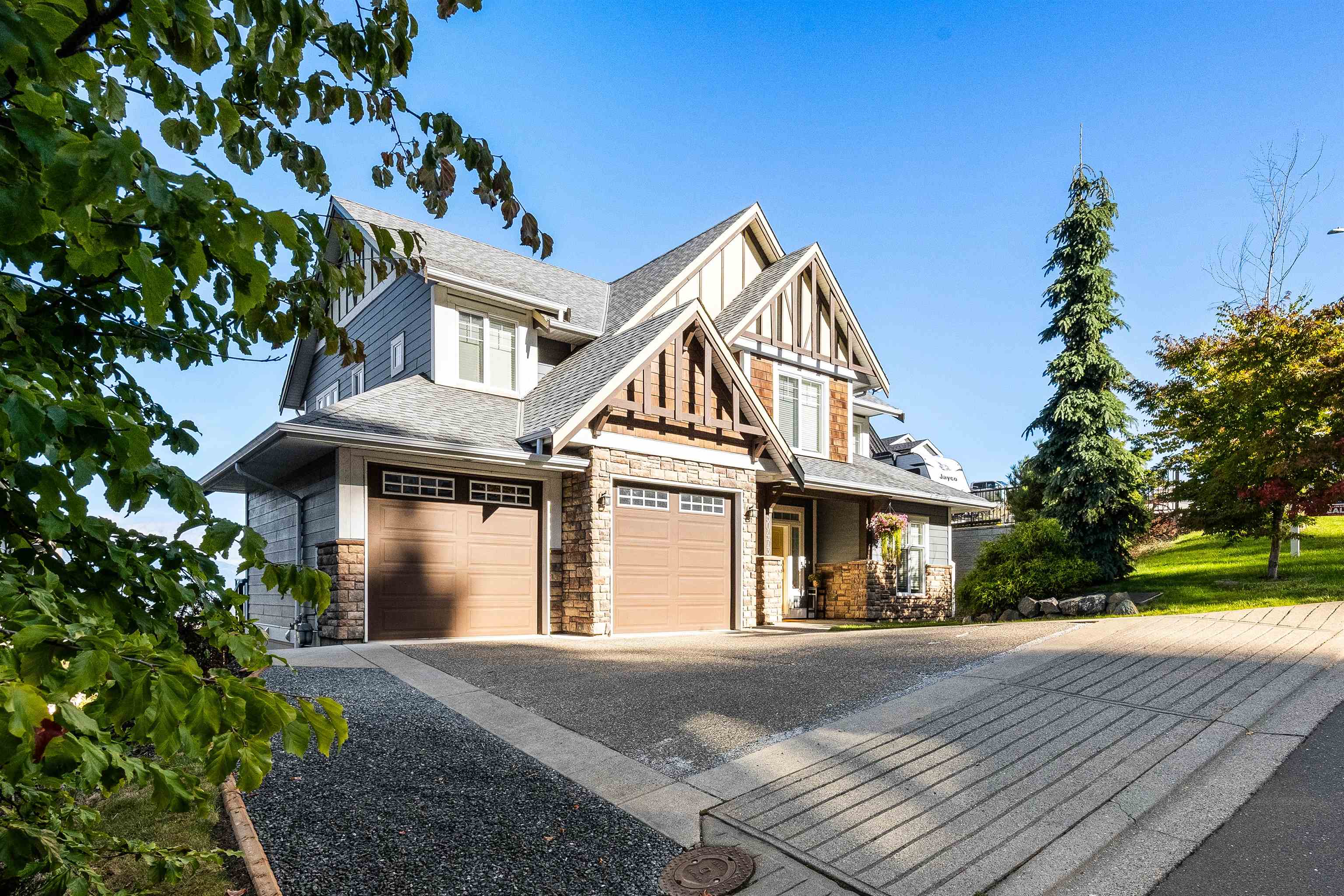 50473 Kingston Drive, Chilliwack, BC V4Z 0C2