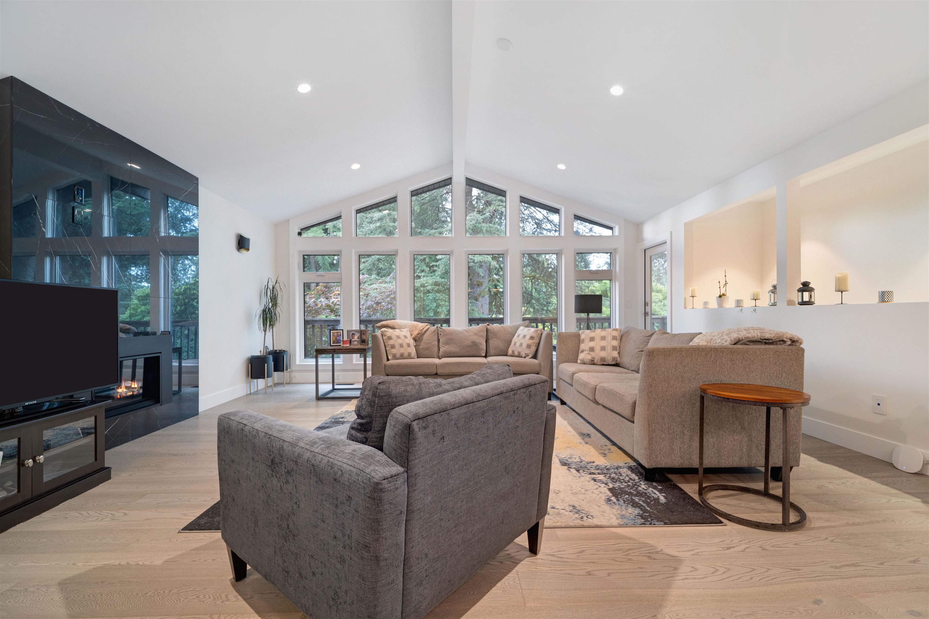 2488 Belloc Street, North Vancouver, BC V7H 2L1