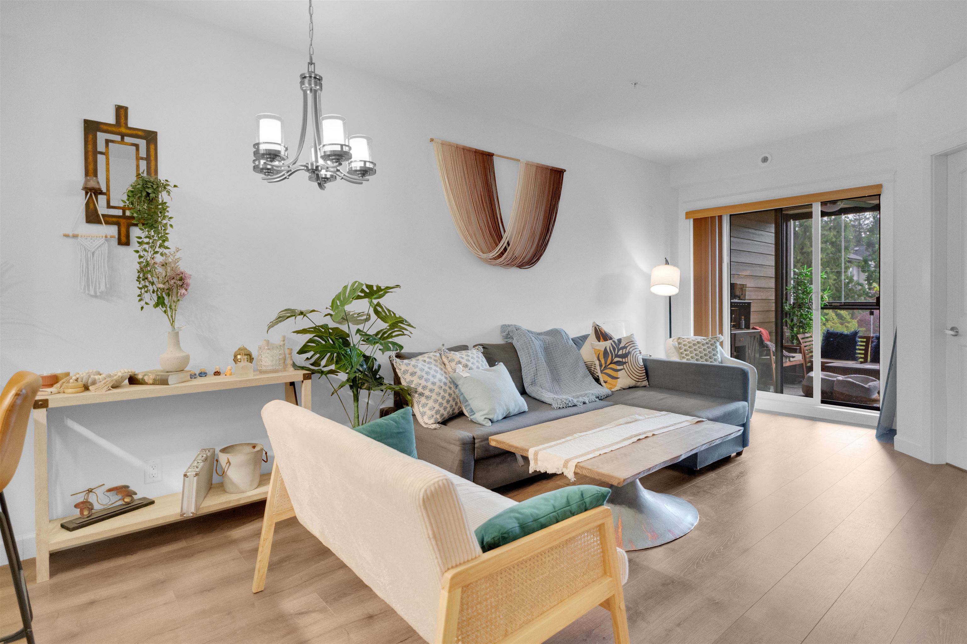 20376 86 Avenue #303, Langley, BC V2Y 3P8